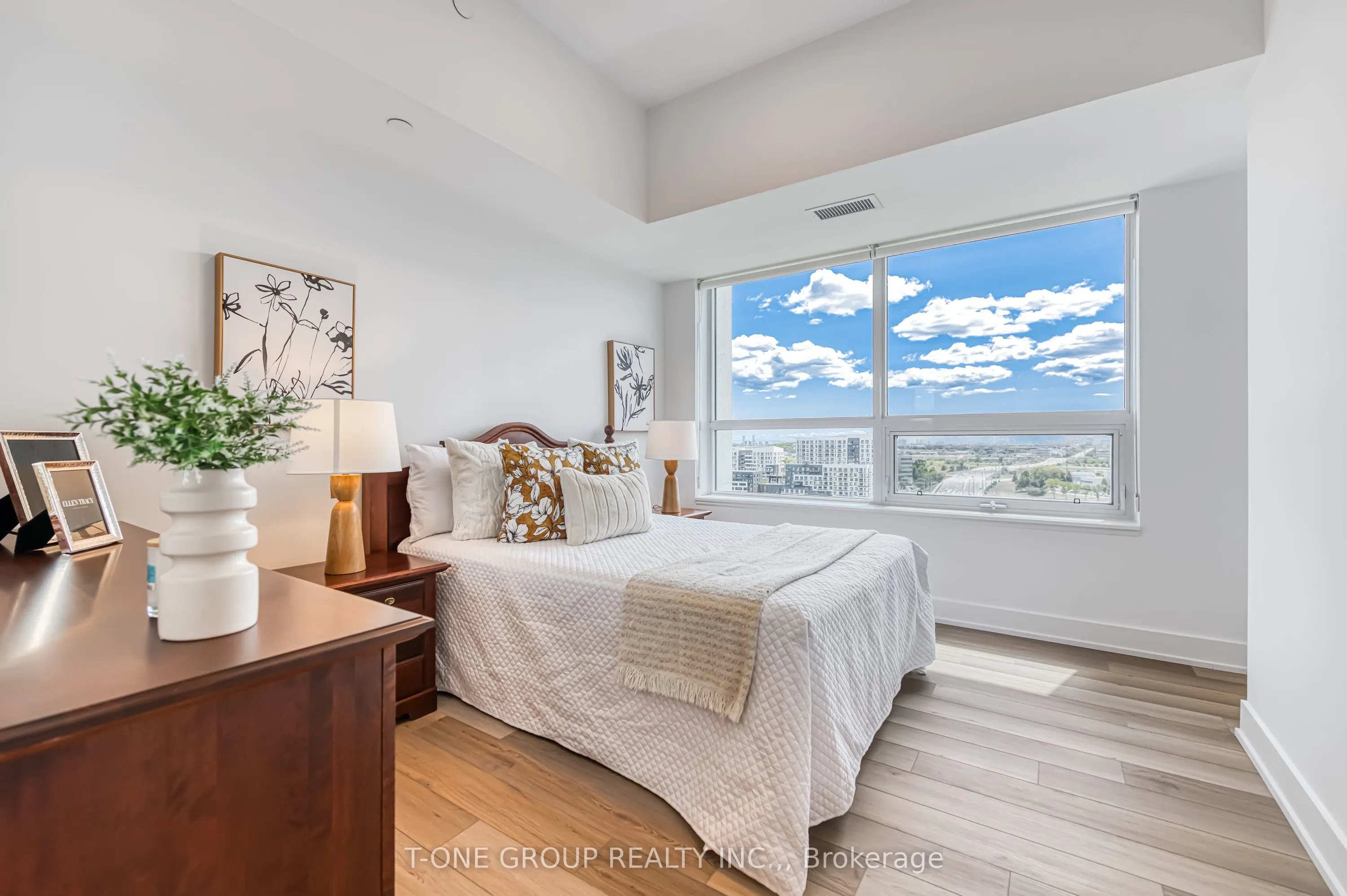 8 Cedarland Drive, #1905