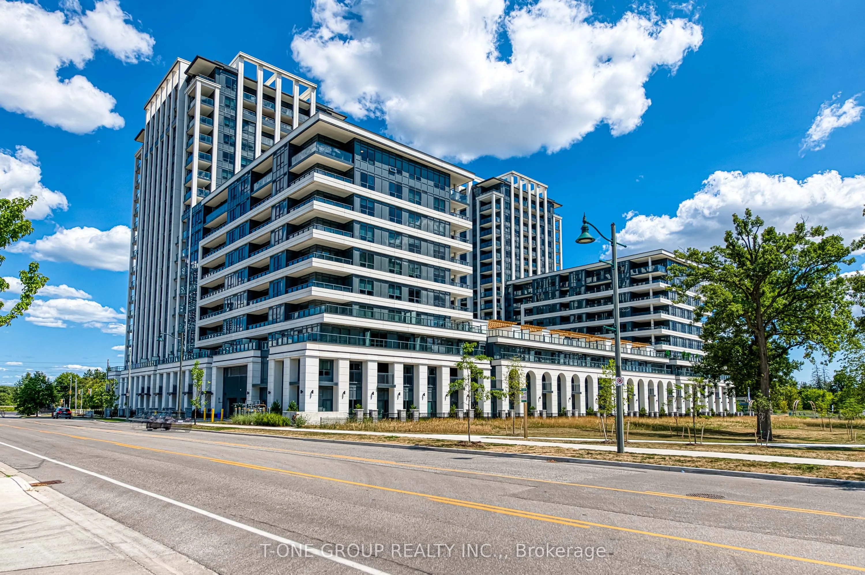 8 Cedarland Drive, #1905