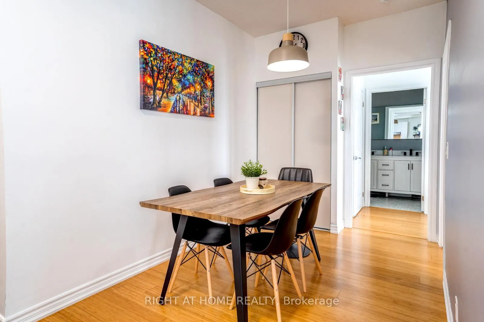 7730 Kipling Avenue, #810