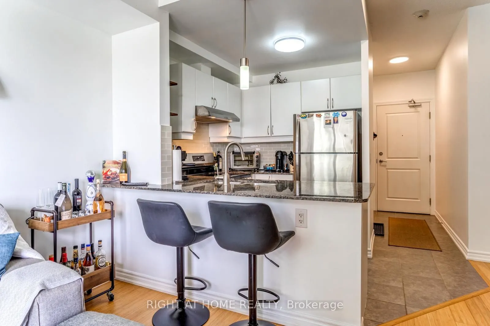 7730 Kipling Avenue, #810