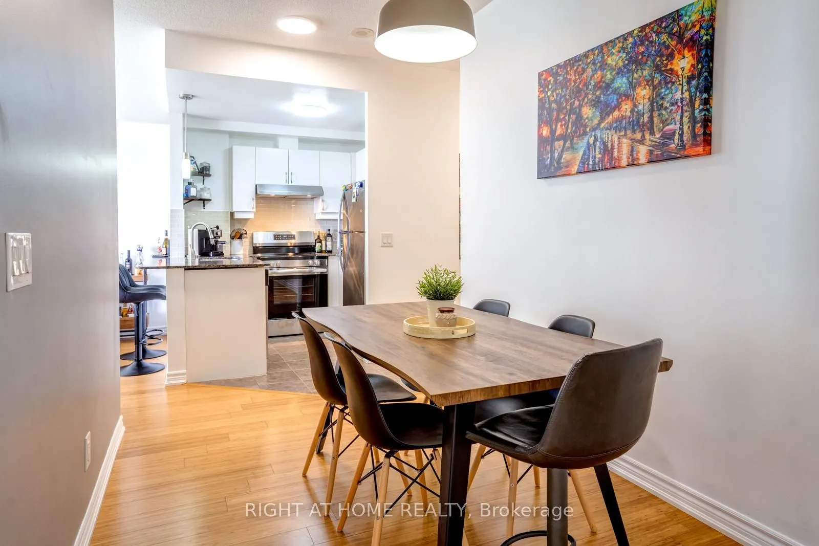 7730 Kipling Avenue, #810