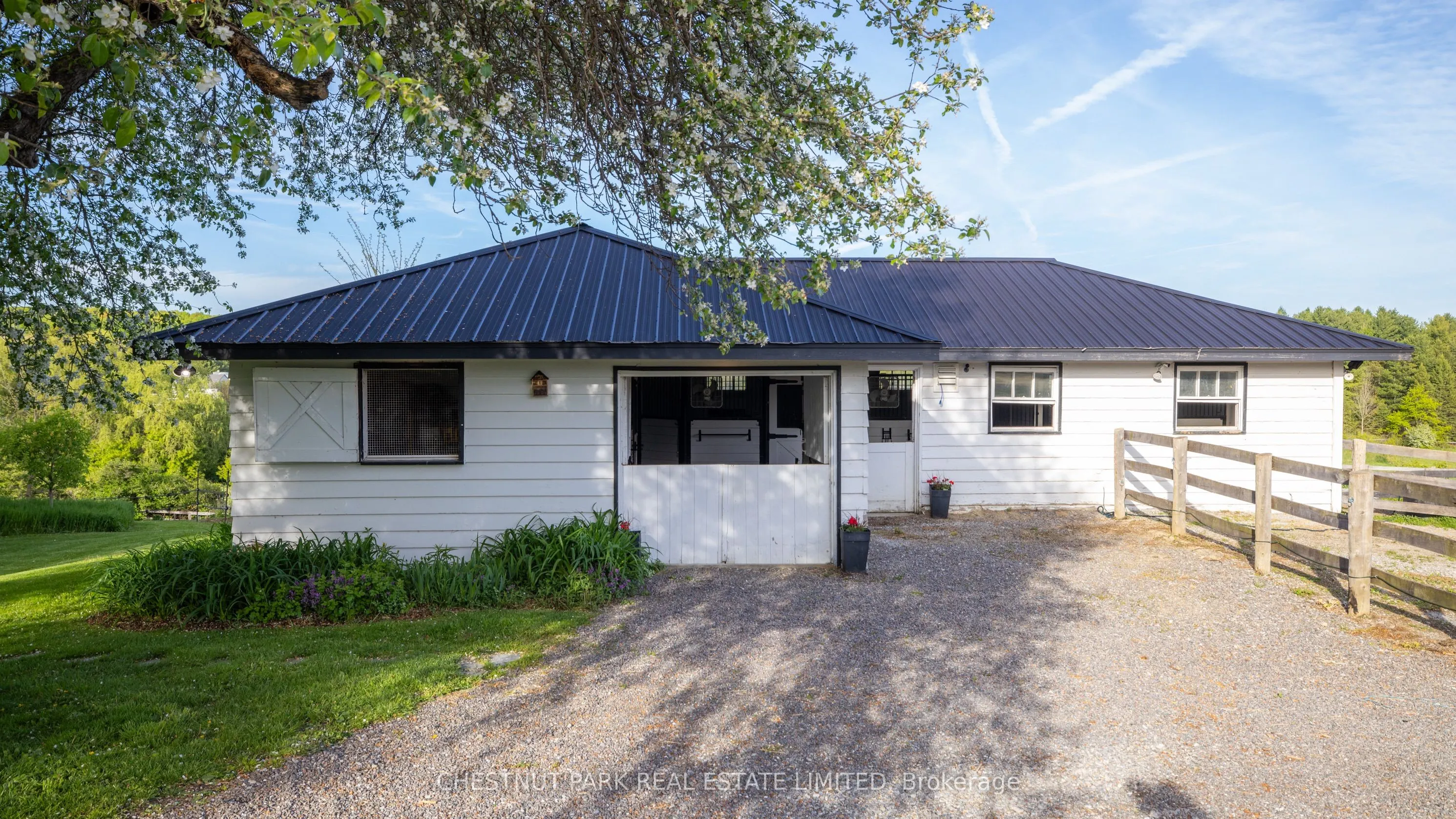 13825 8th Concession