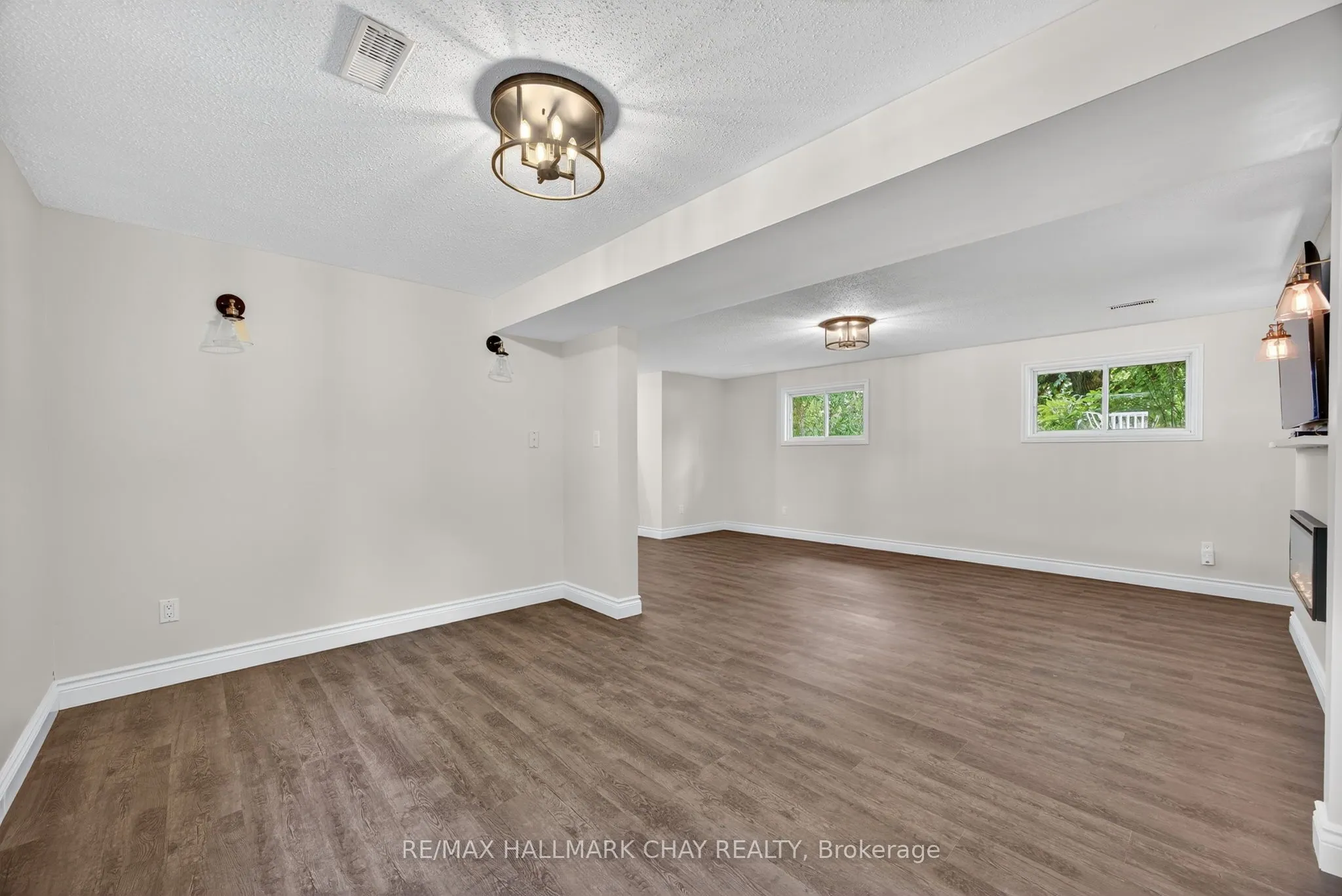 206 North Ridge Drive