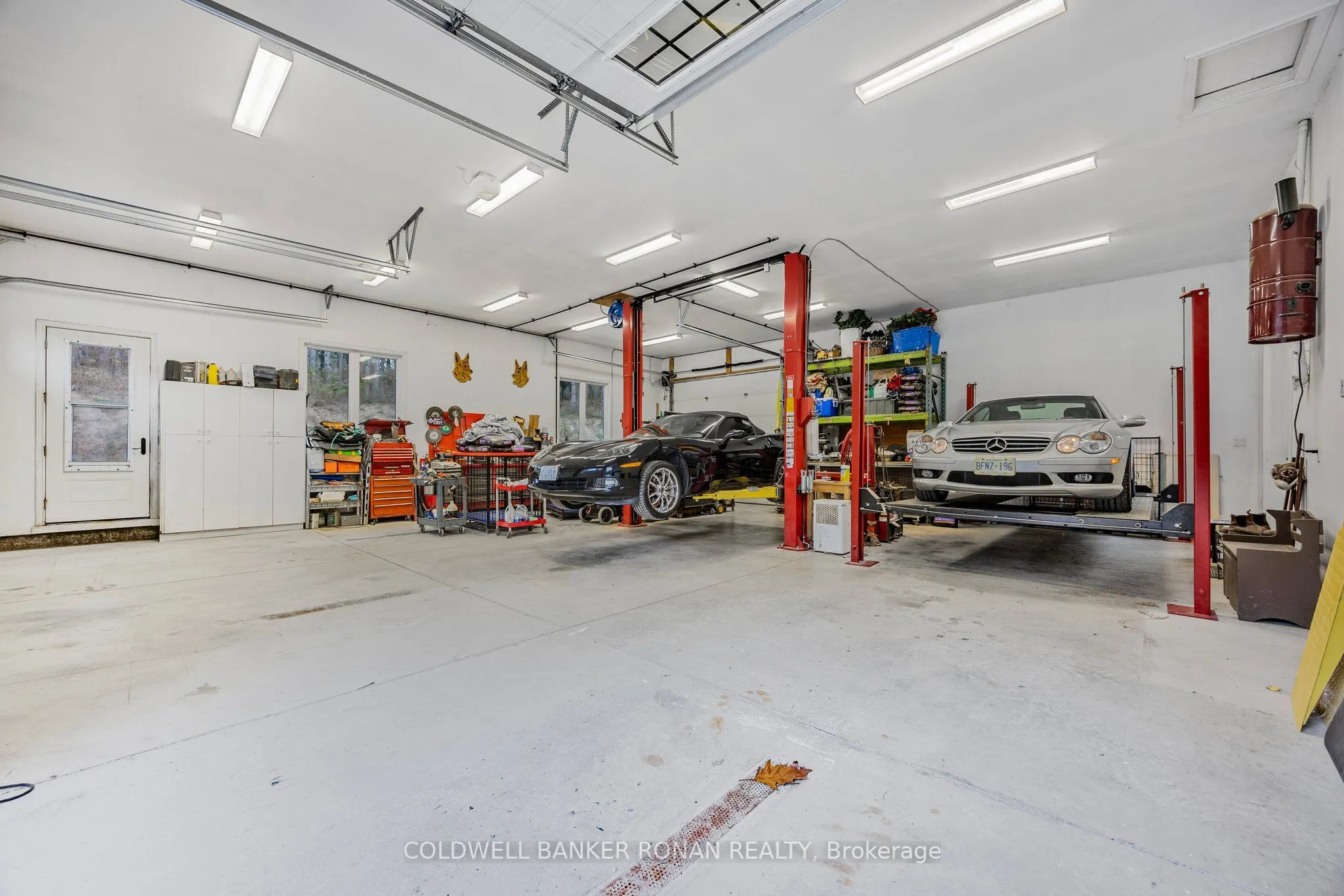 993911 Mono Adjala Townline