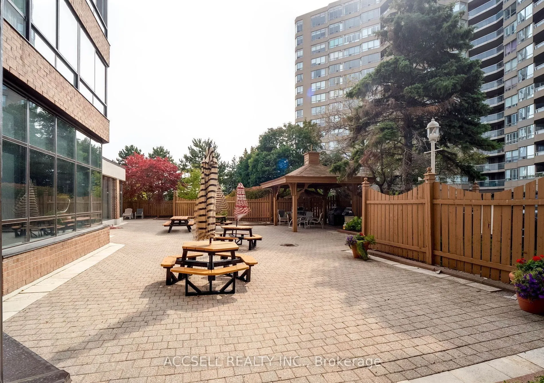 25 Austin Drive, #522