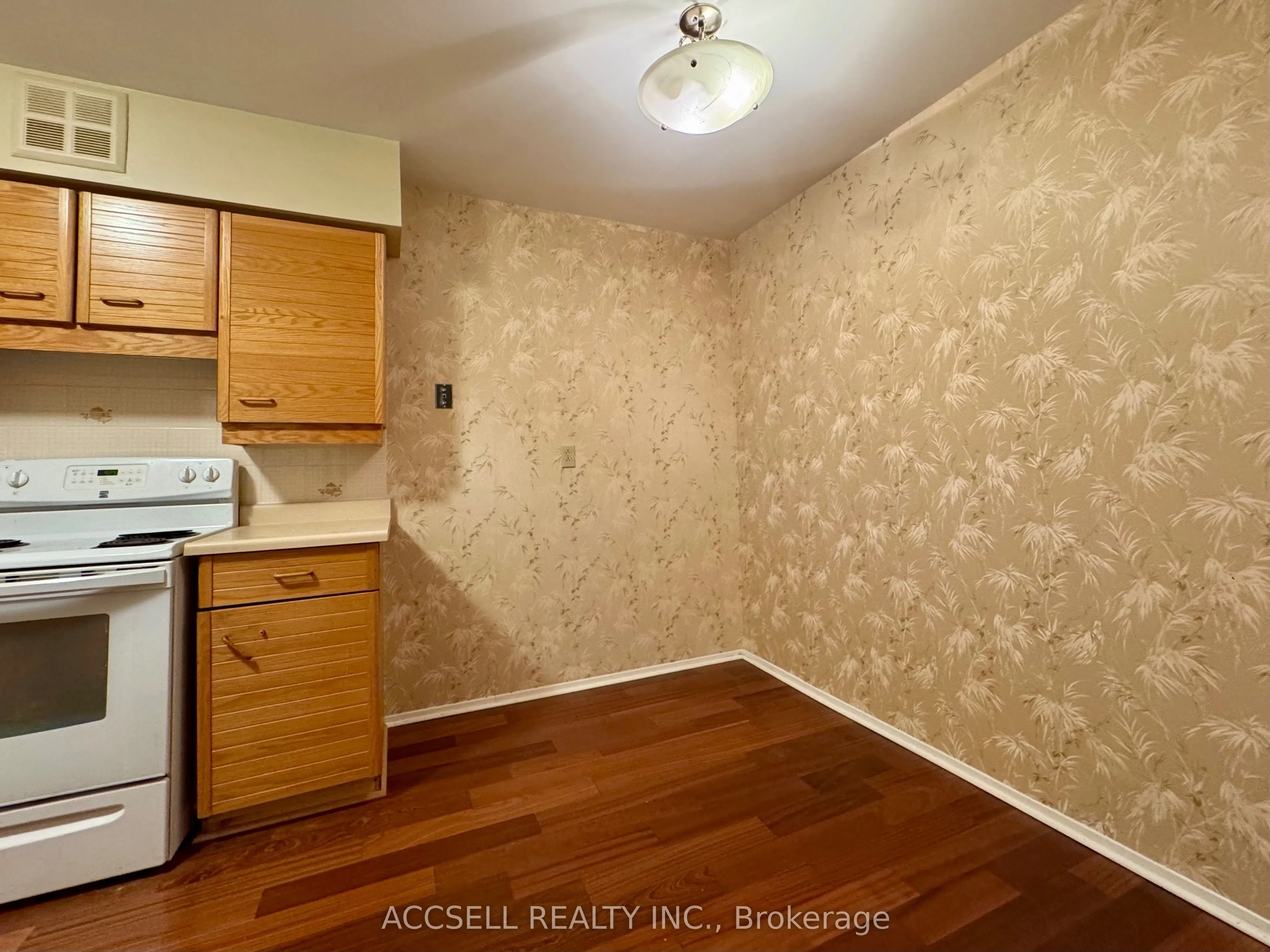 25 Austin Drive, #522