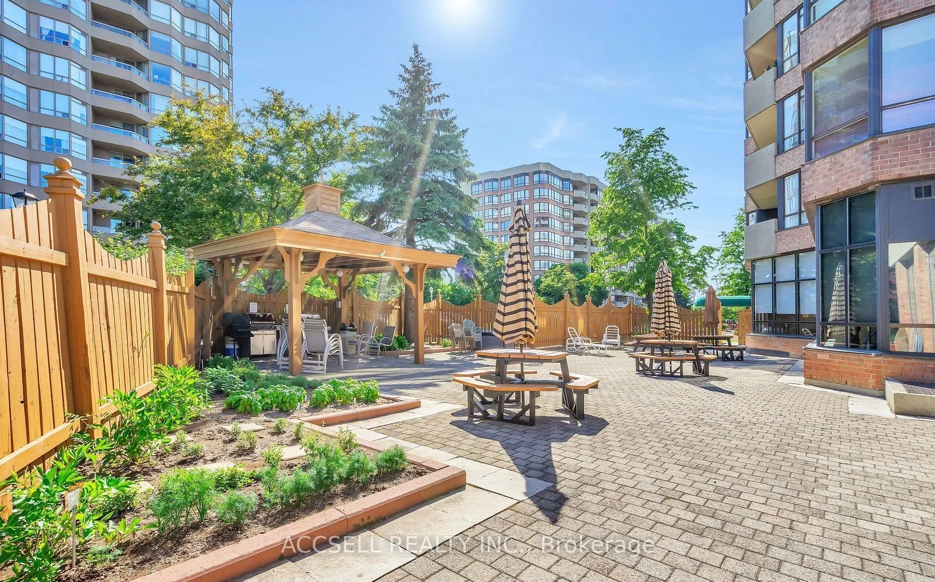 25 Austin Drive, #522