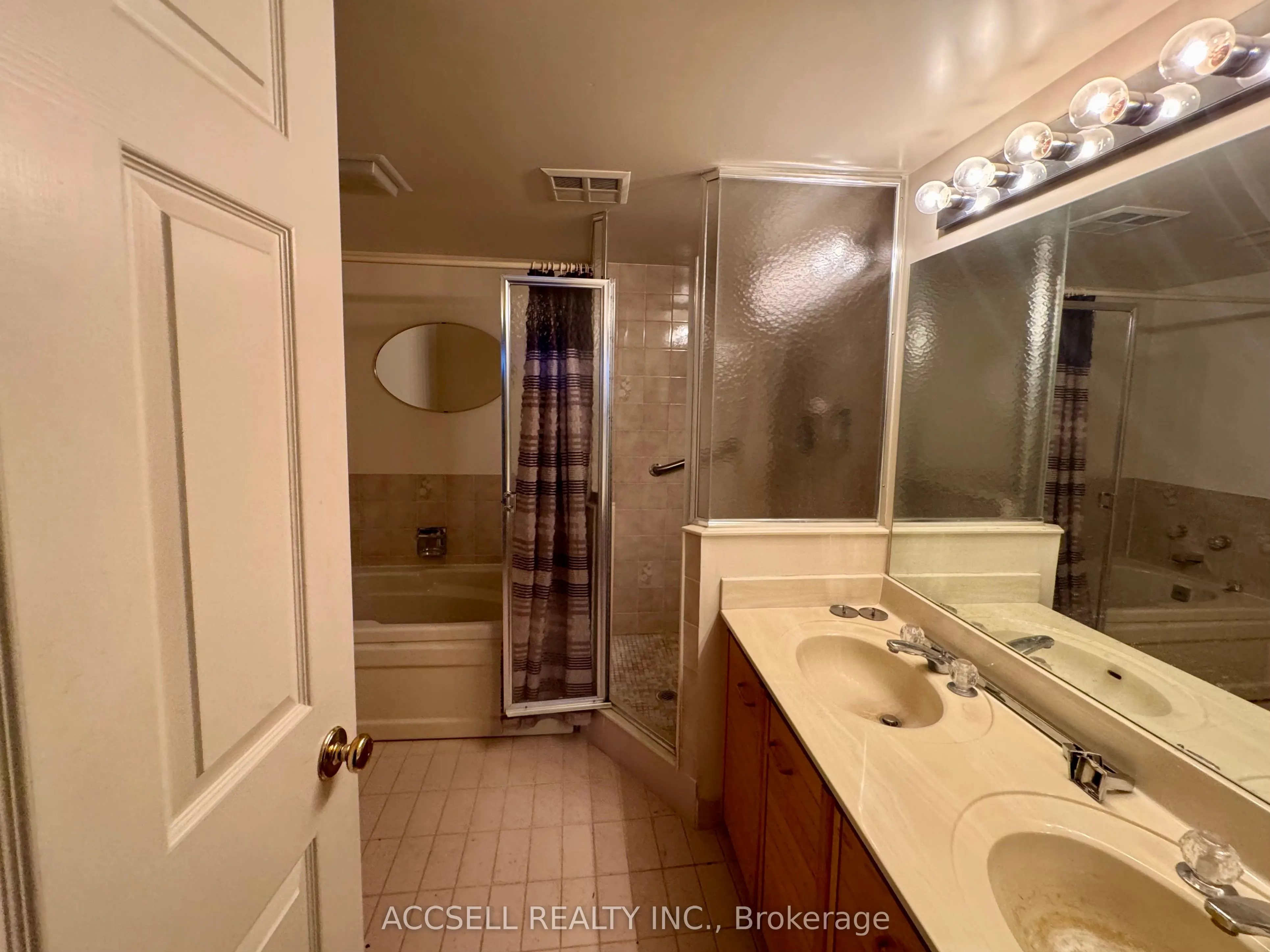 25 Austin Drive, #522