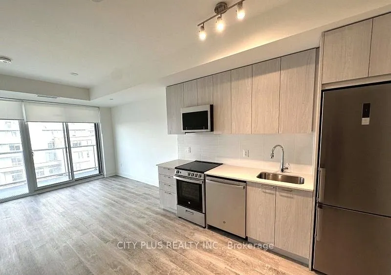 185 Deerfield Road, #601