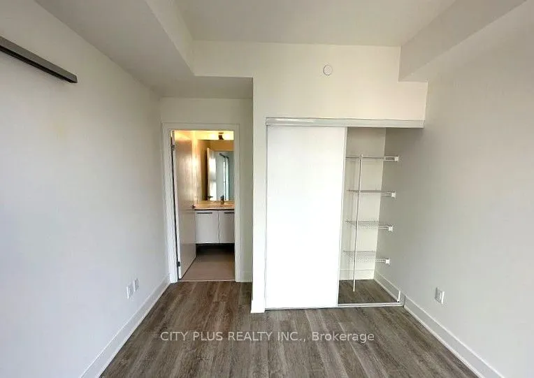 185 Deerfield Road, #601