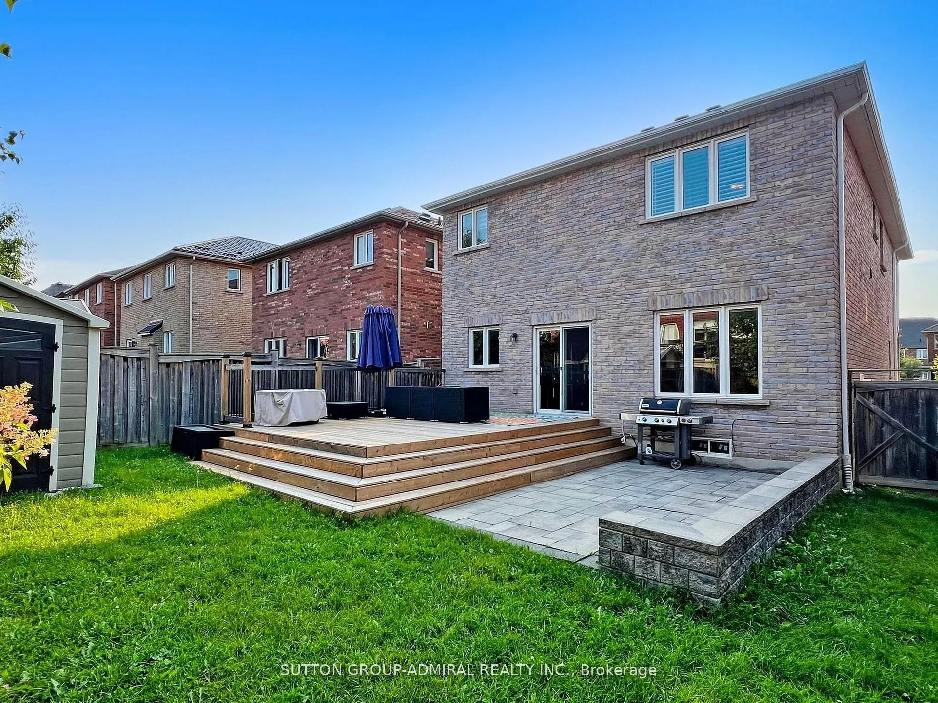 25 D'eva Drive