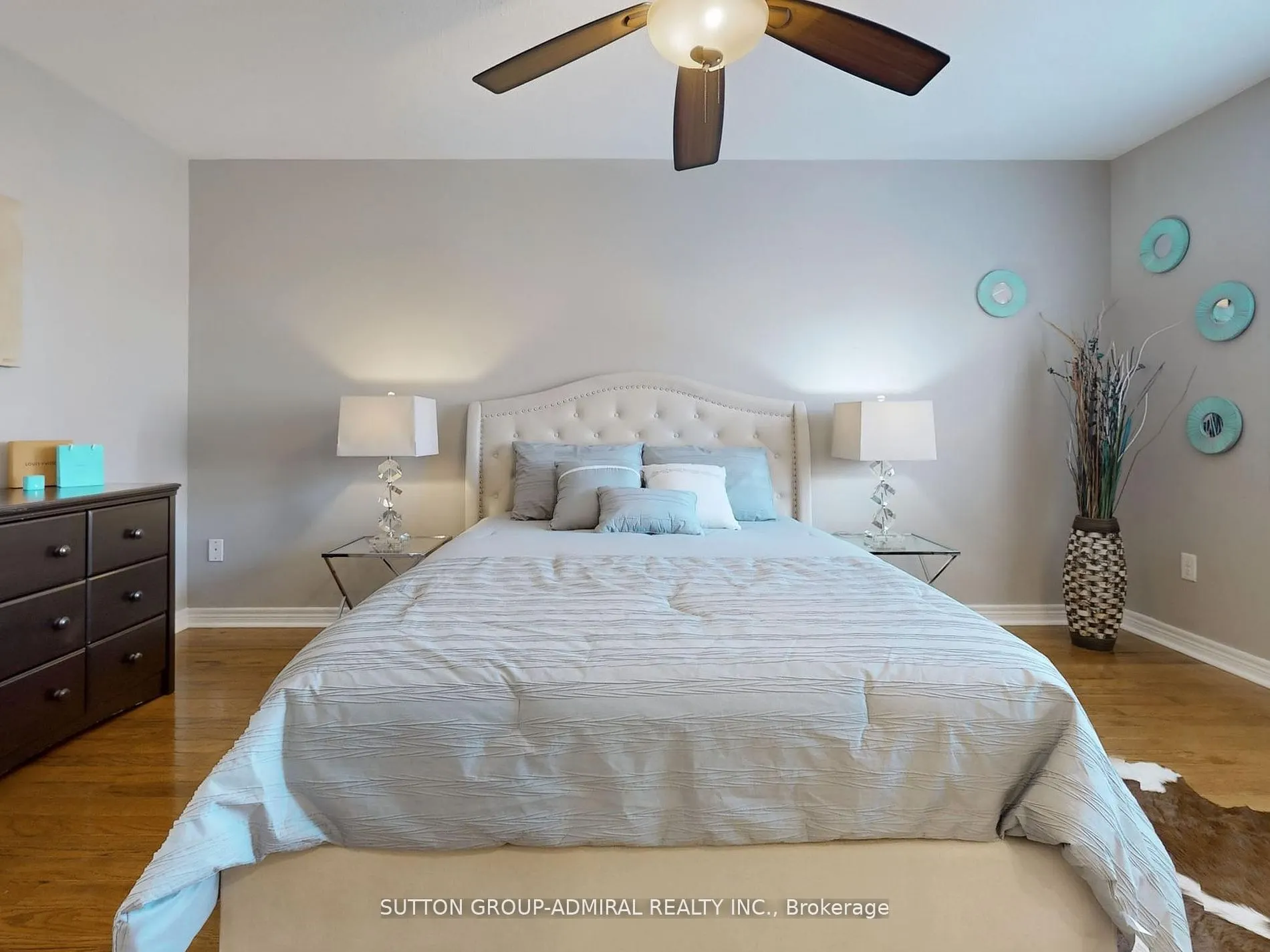 25 D'eva Drive