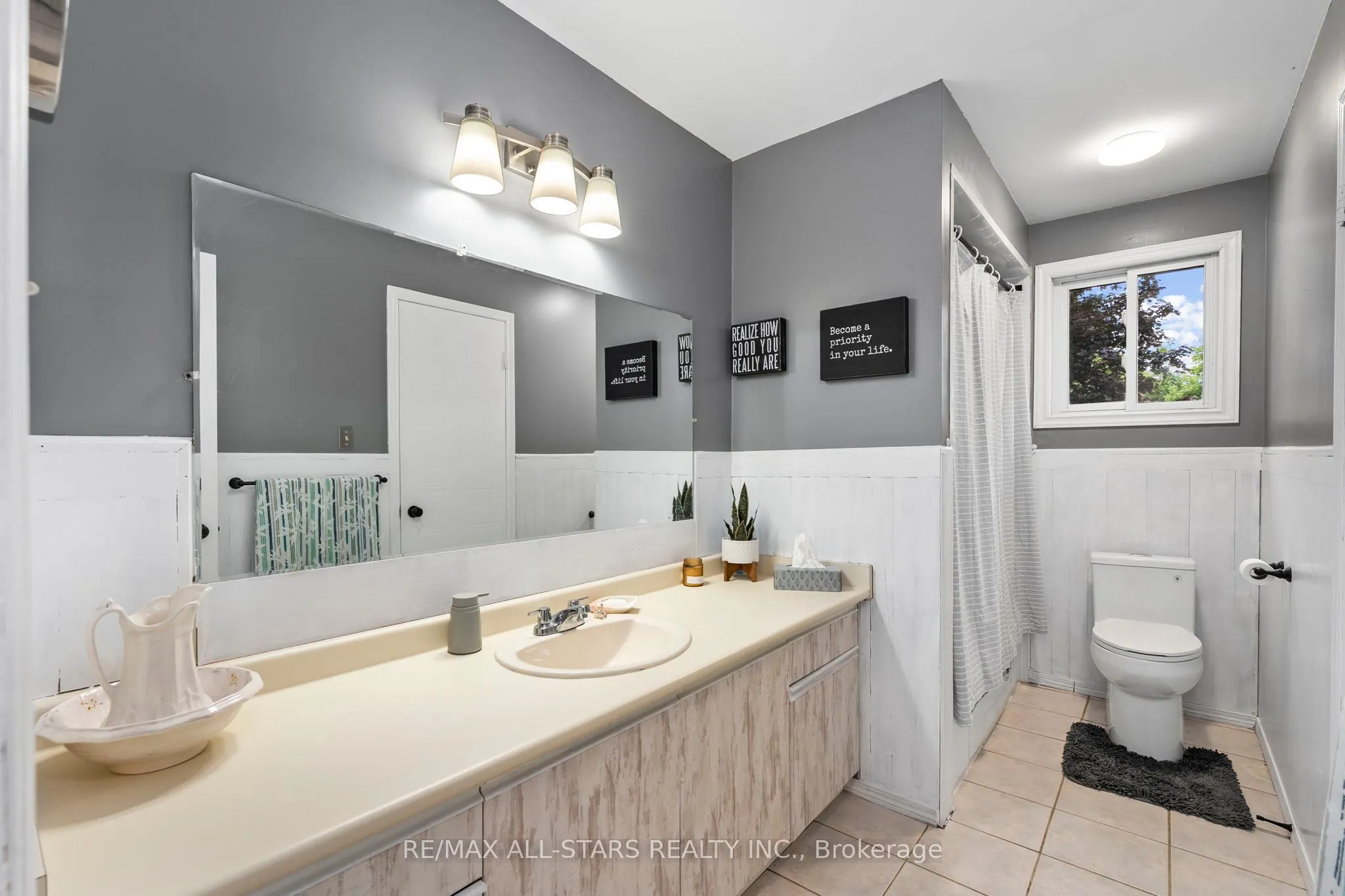 3 Fairwood Drive
