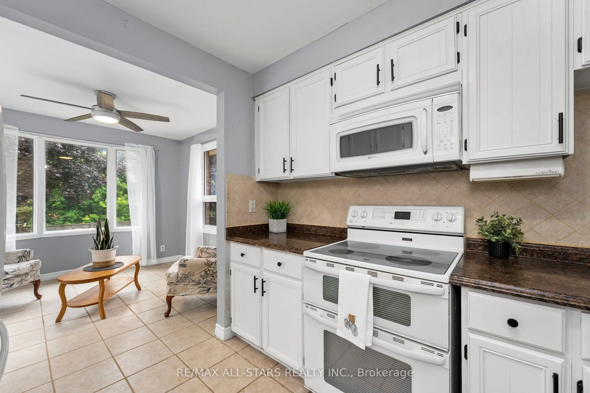3 Fairwood Drive