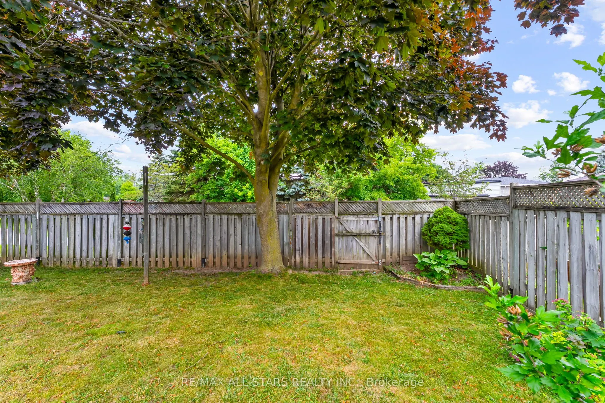 3 Fairwood Drive