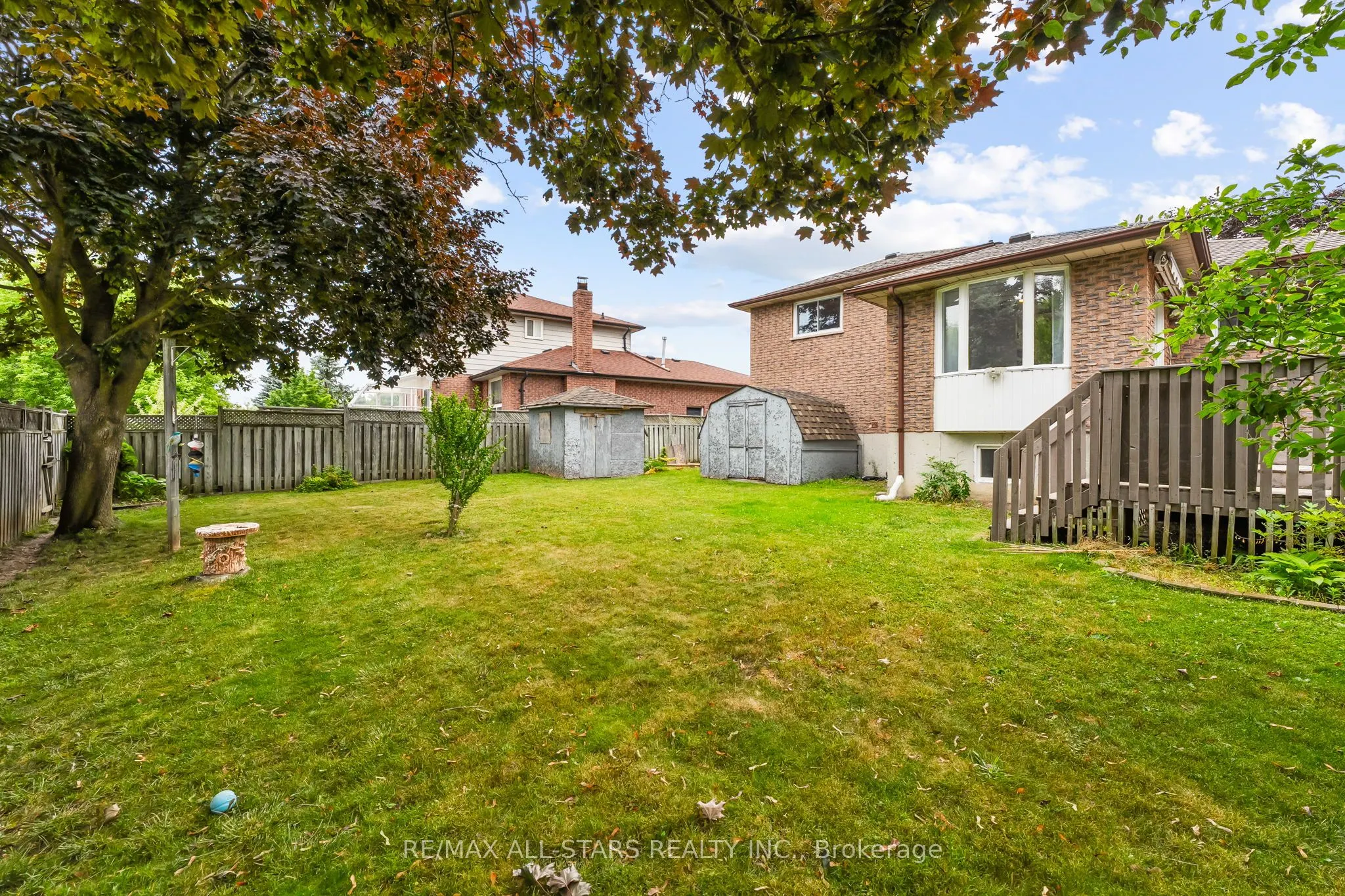 3 Fairwood Drive