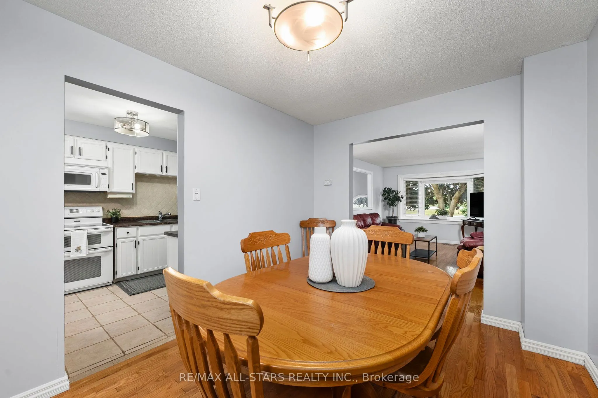 3 Fairwood Drive