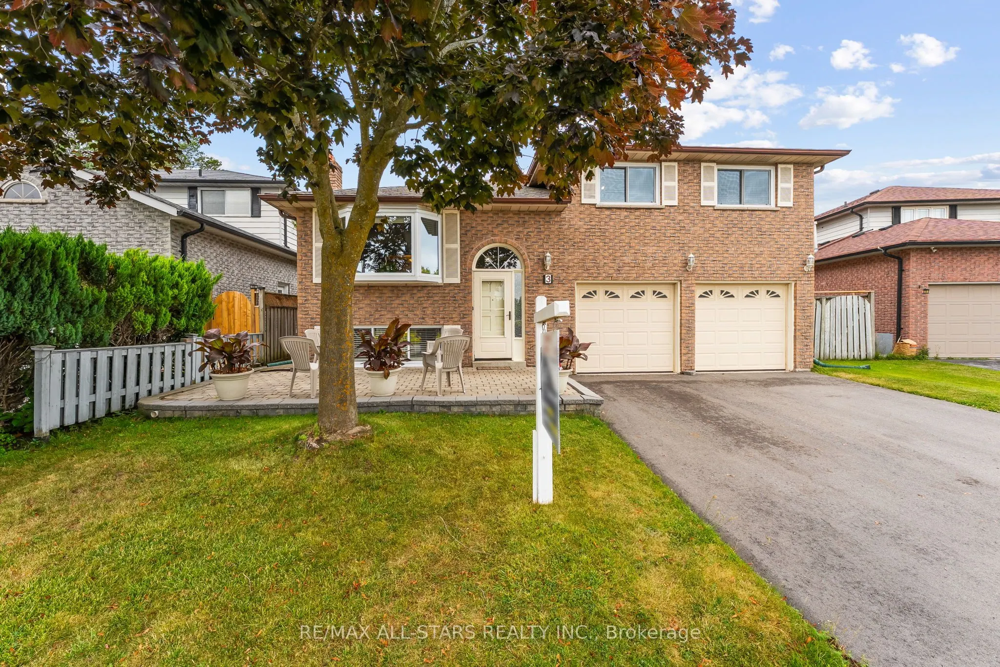 3 Fairwood Drive