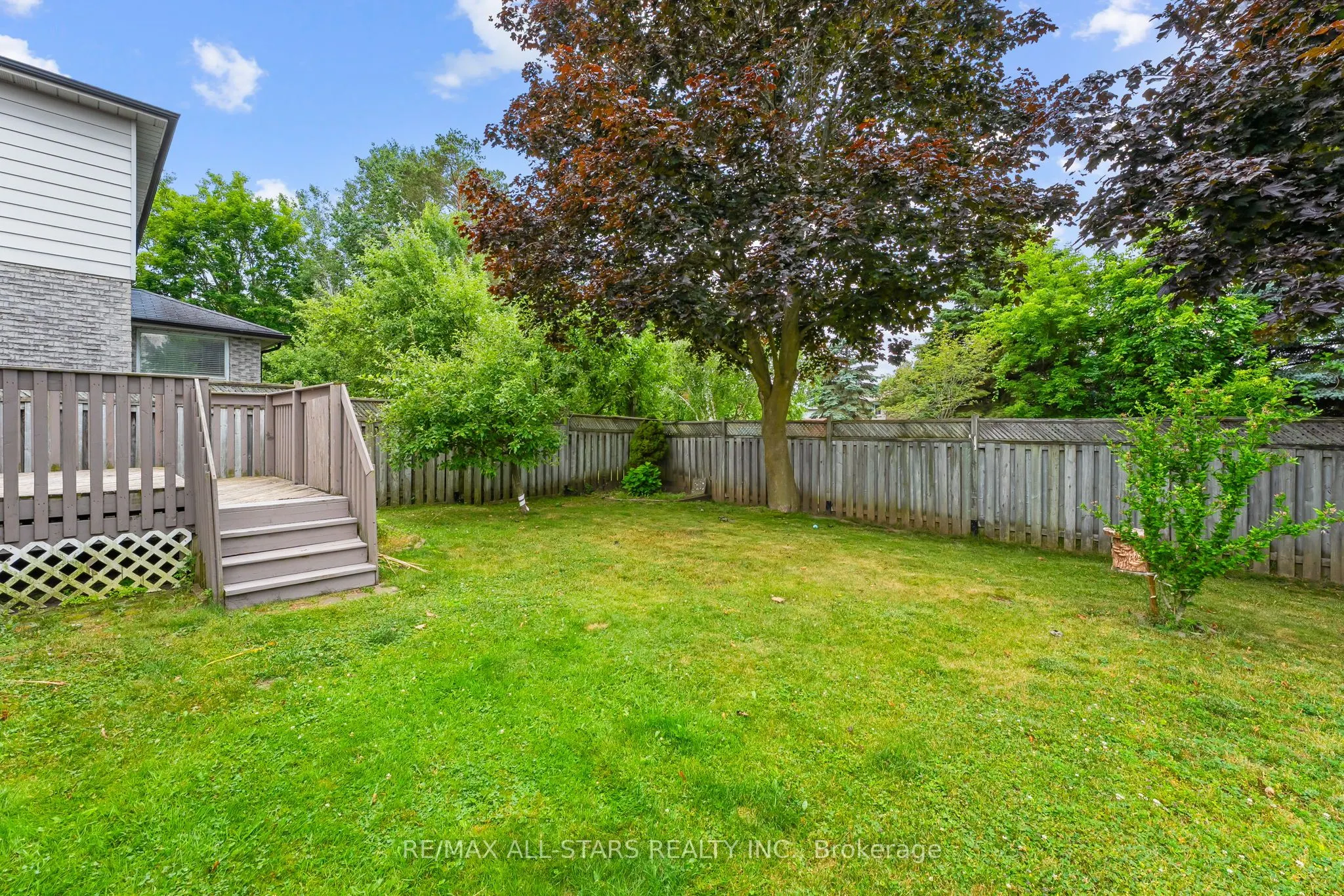 3 Fairwood Drive