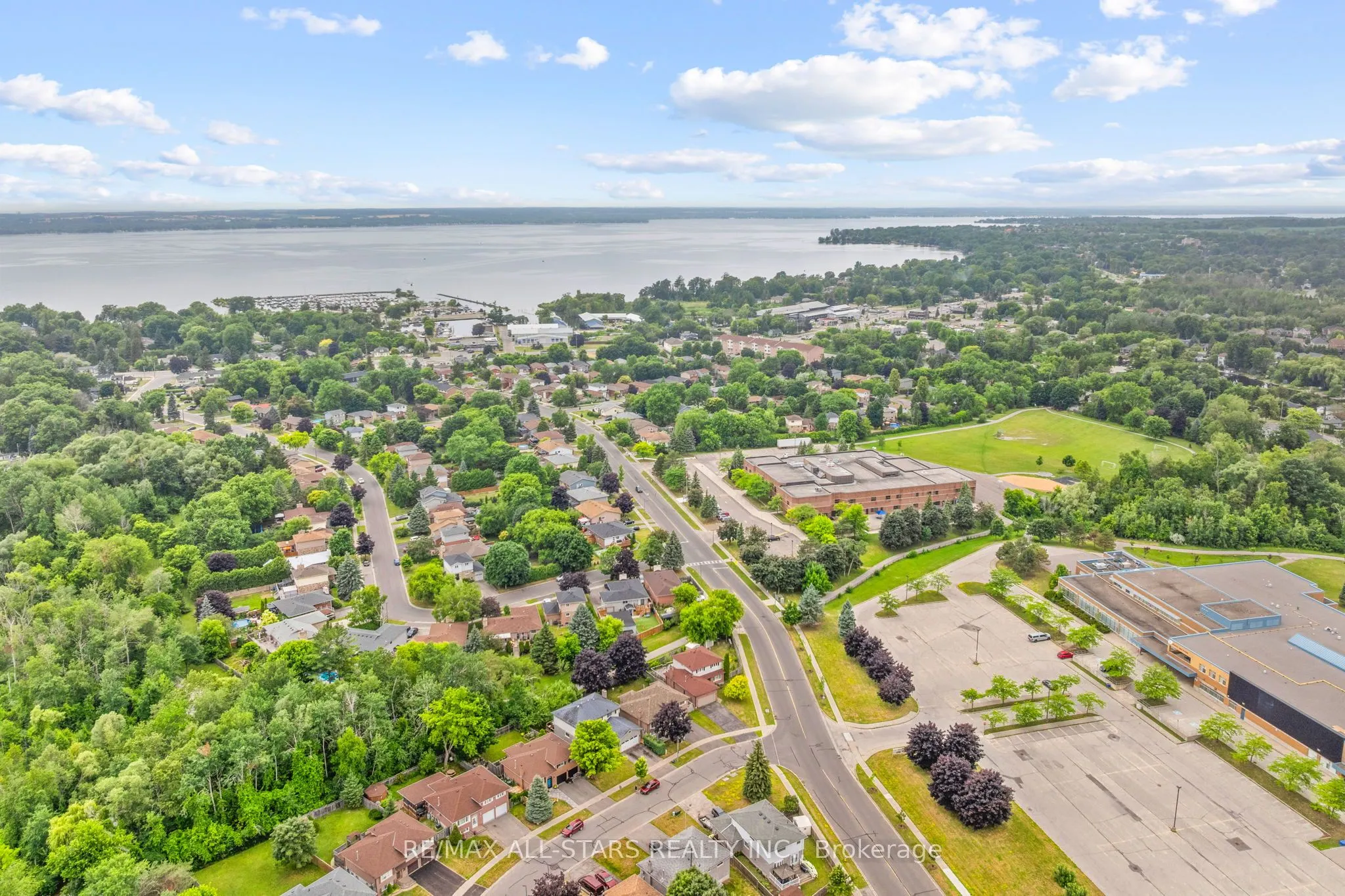 3 Fairwood Drive