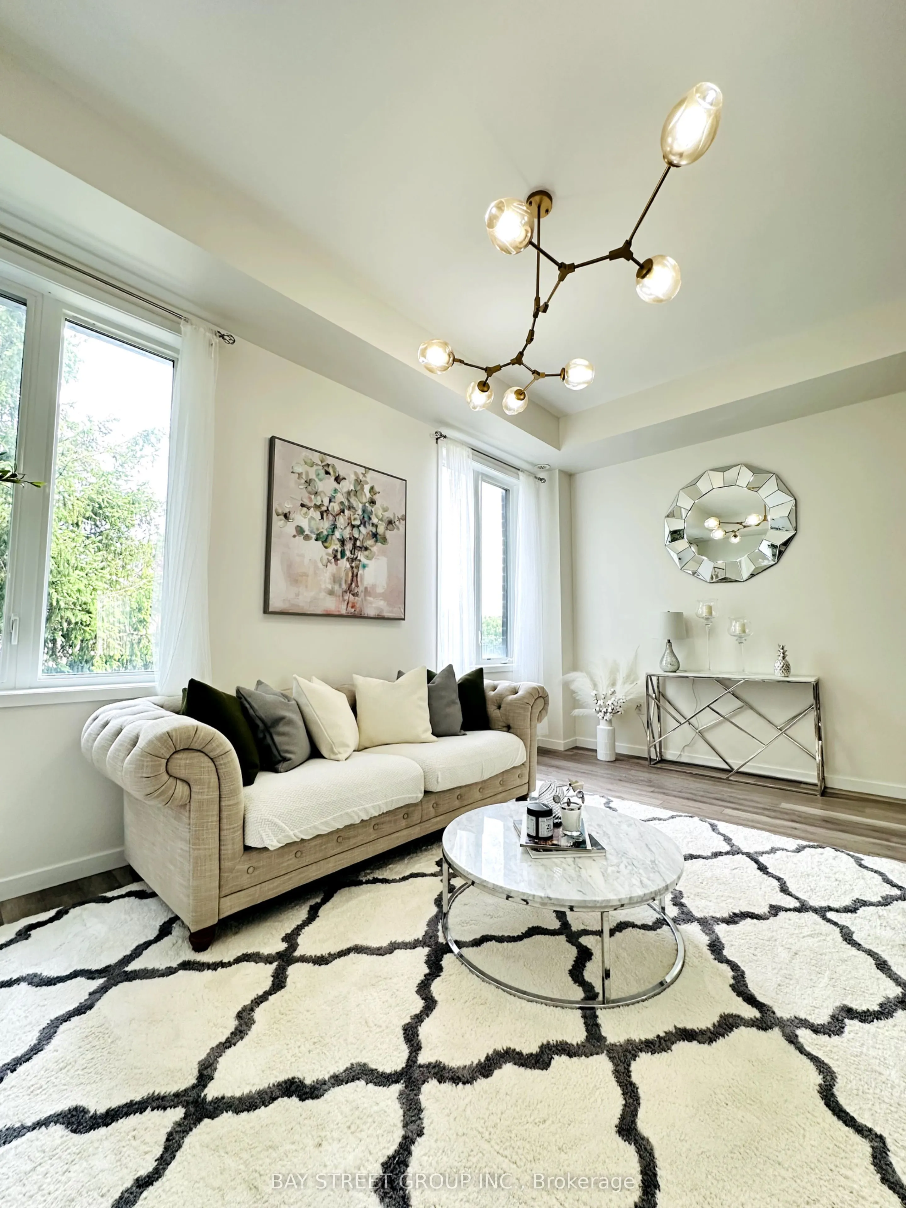 9 Armillo Place