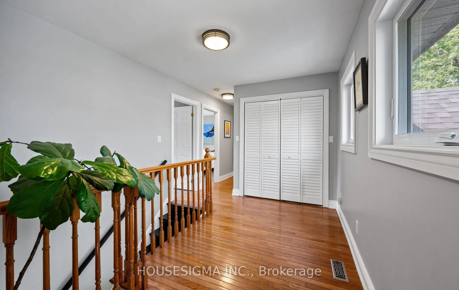 6053 Hillsdale Drive