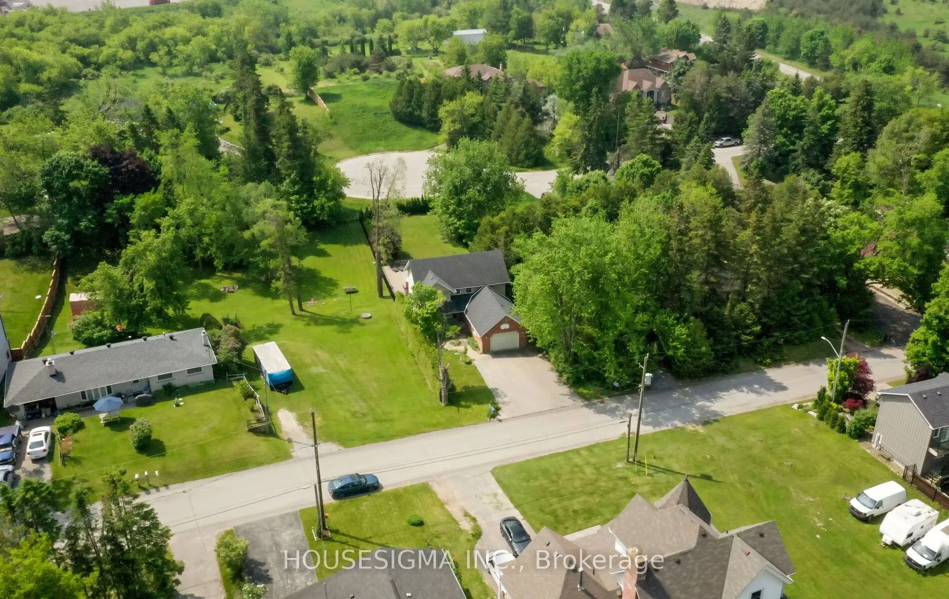 6053 Hillsdale Drive