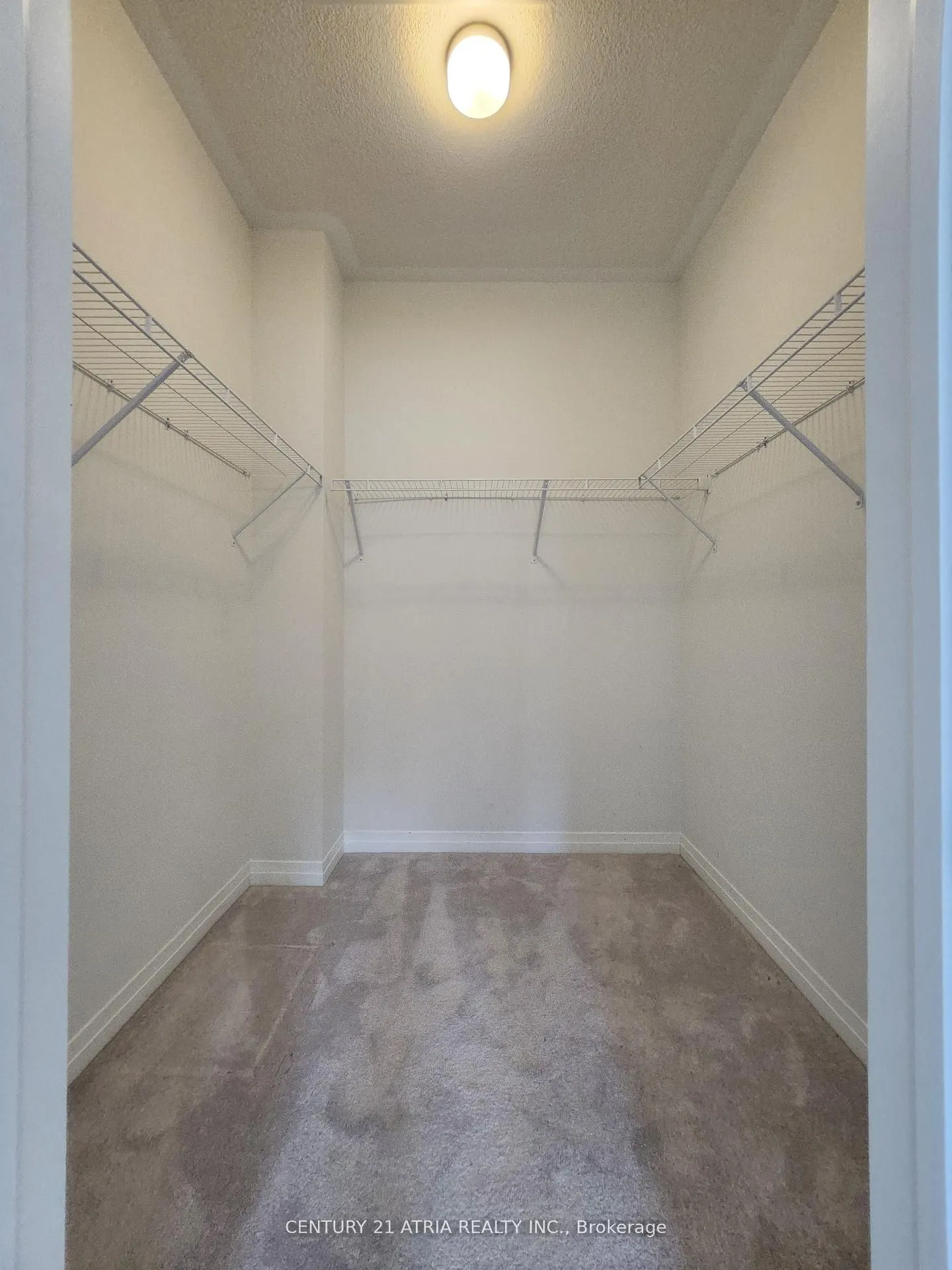 97 Schmeltzer Crescent