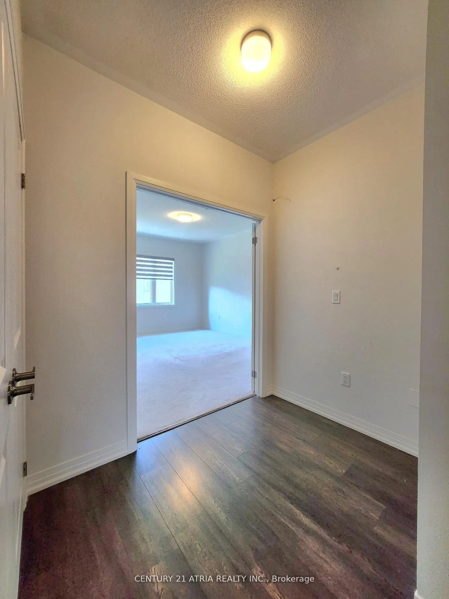 97 Schmeltzer Crescent