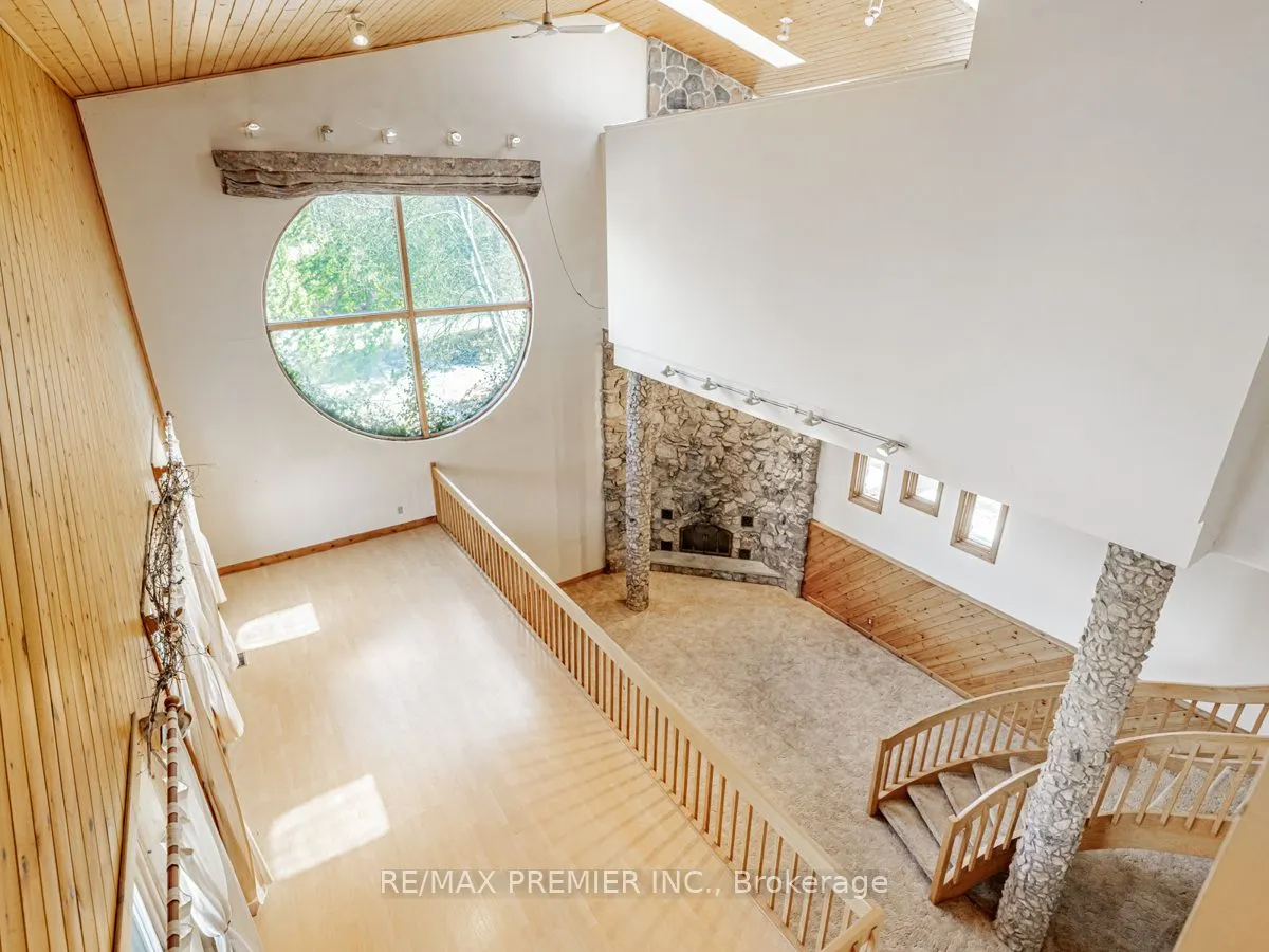 4282 Vivian Road