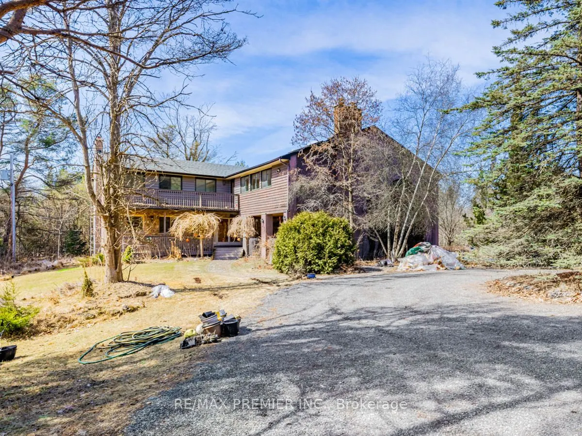 4282 Vivian Road