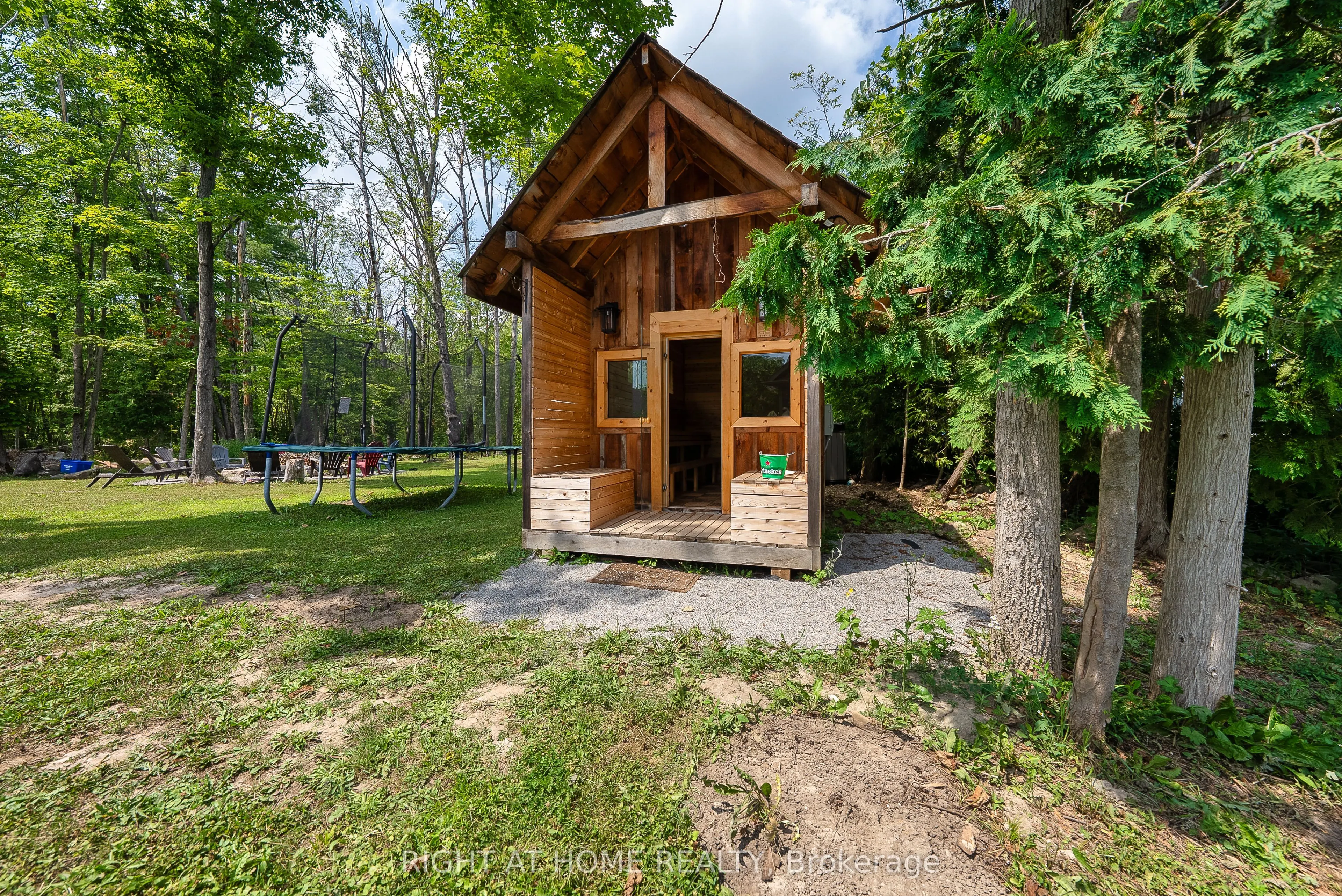 3500 Crescent Harbour Road