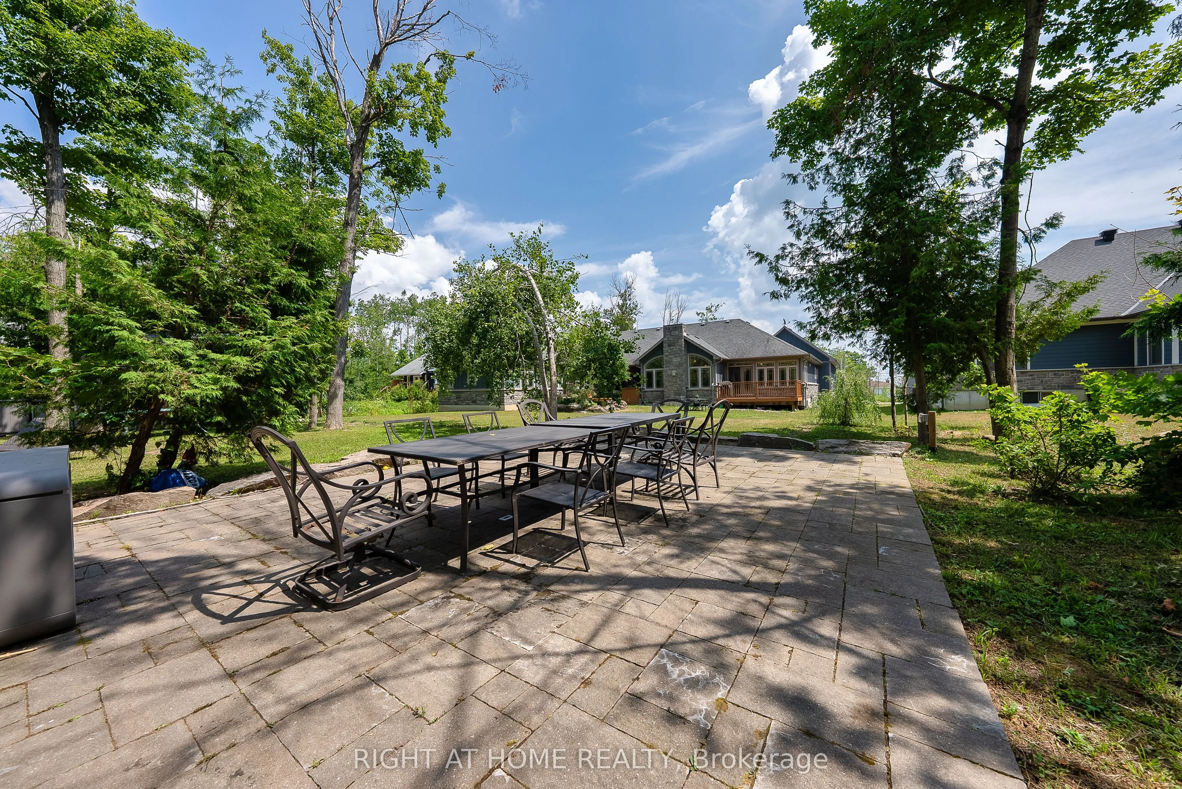 3500 Crescent Harbour Road