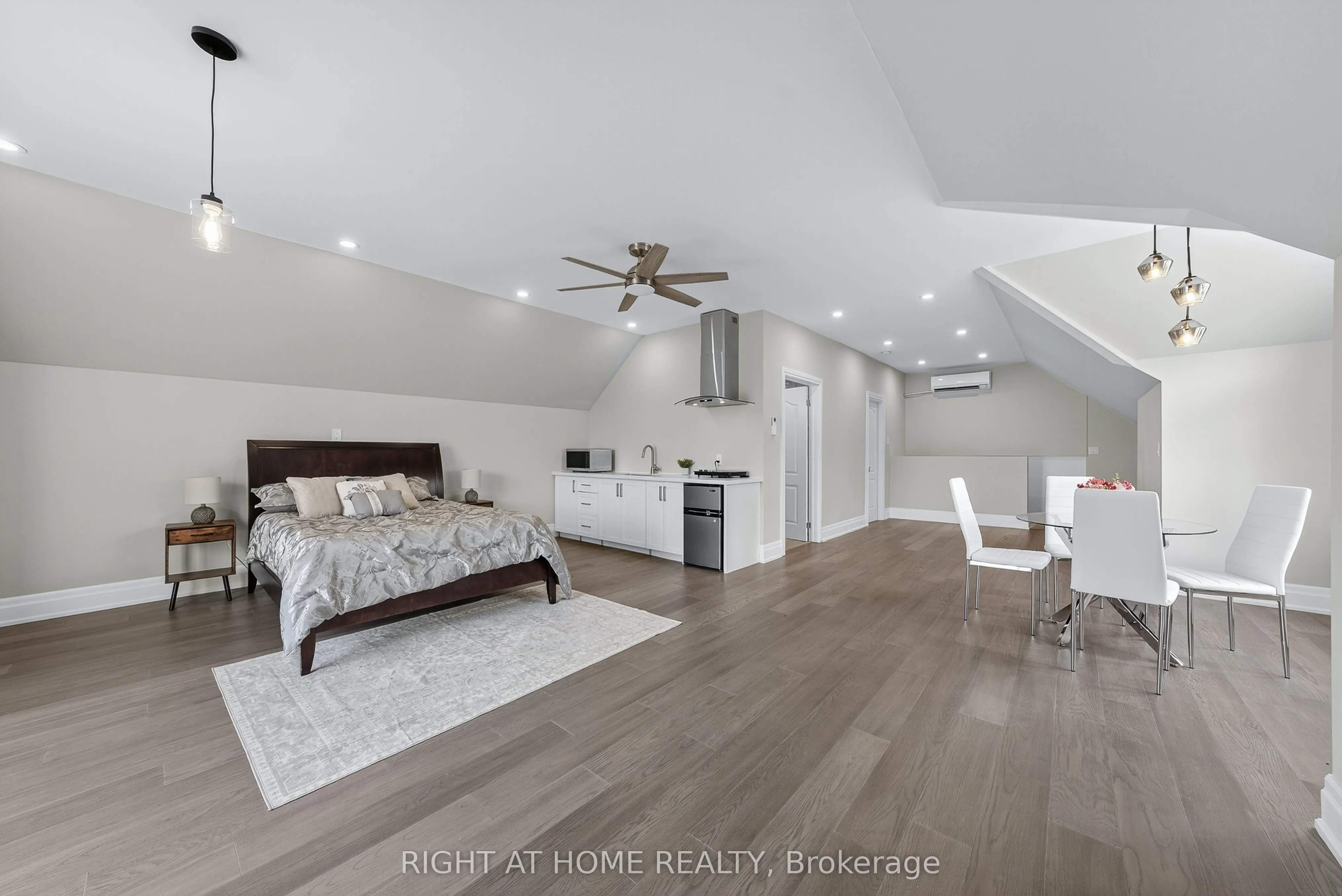 3500 Crescent Harbour Road