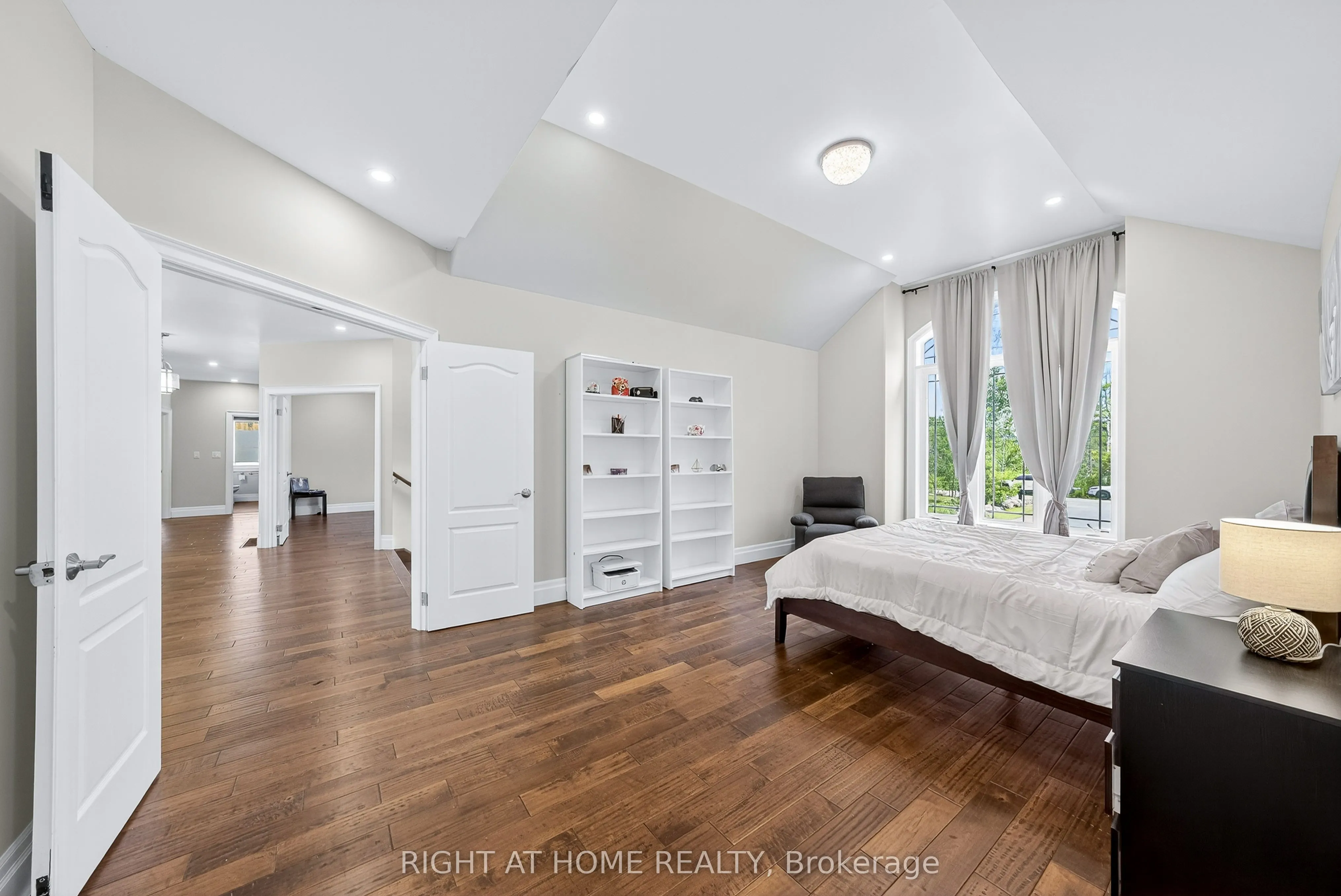 3500 Crescent Harbour Road