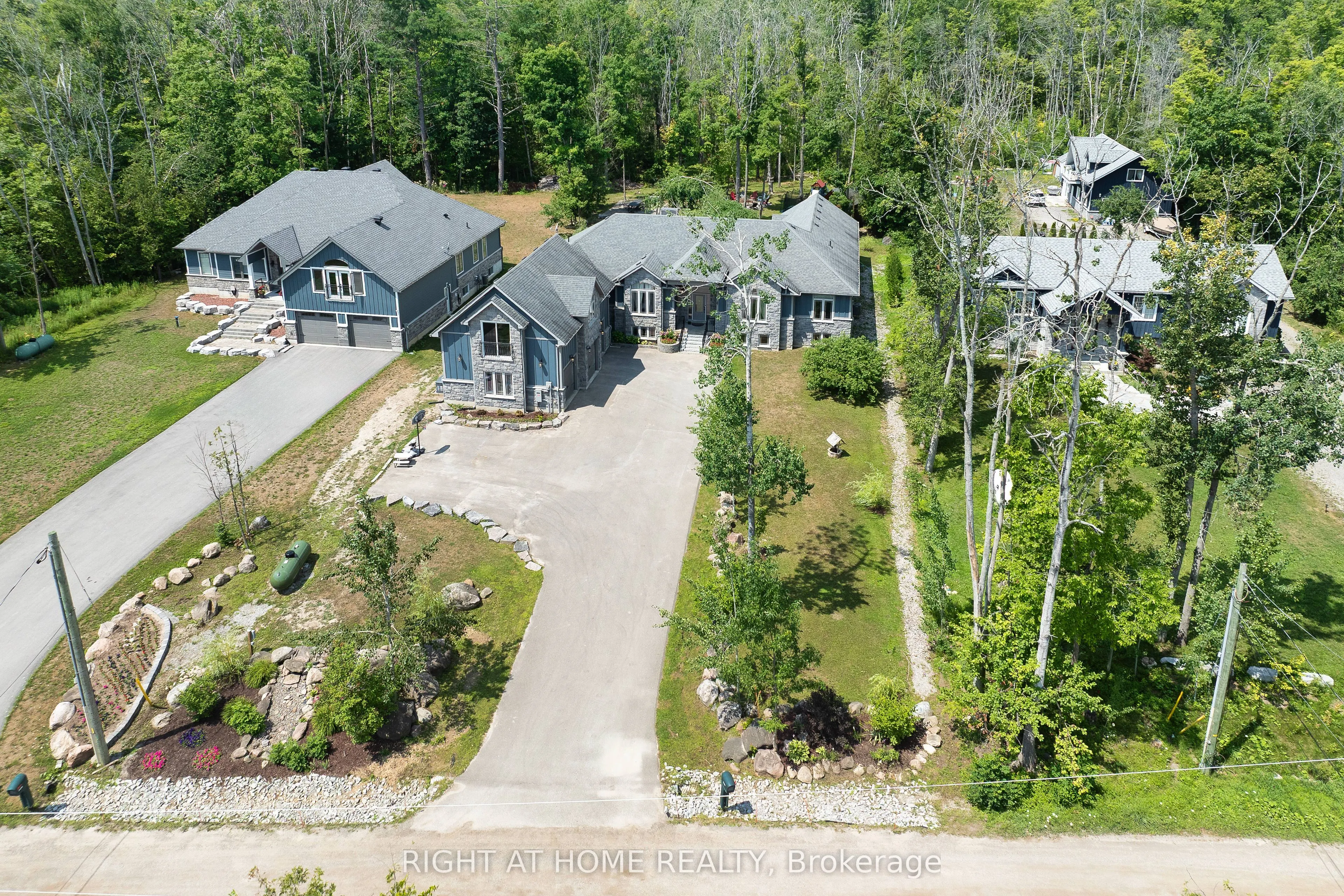 3500 Crescent Harbour Road
