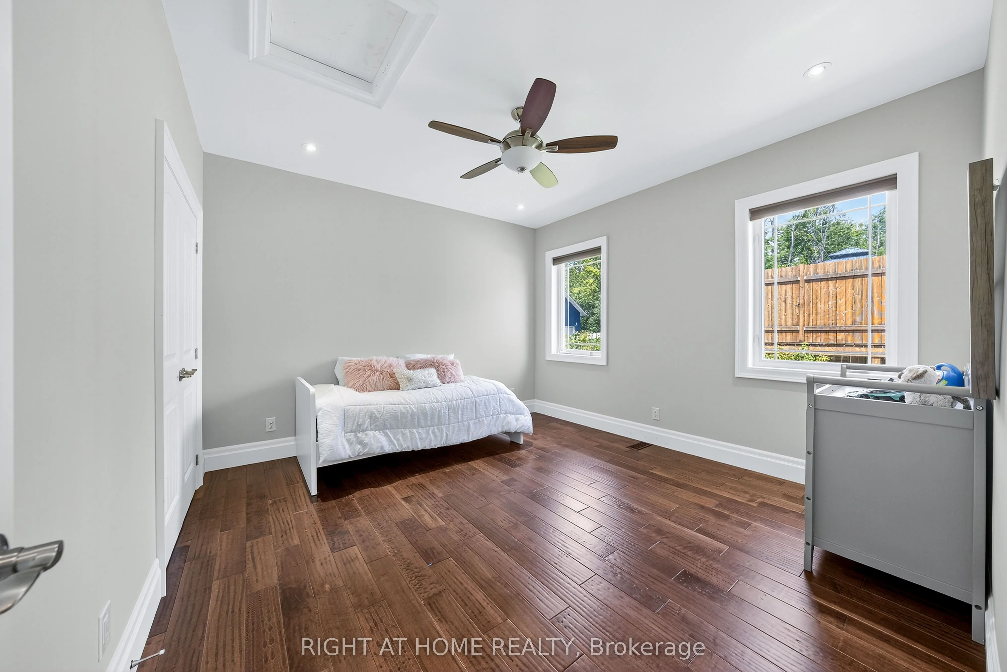 3500 Crescent Harbour Road