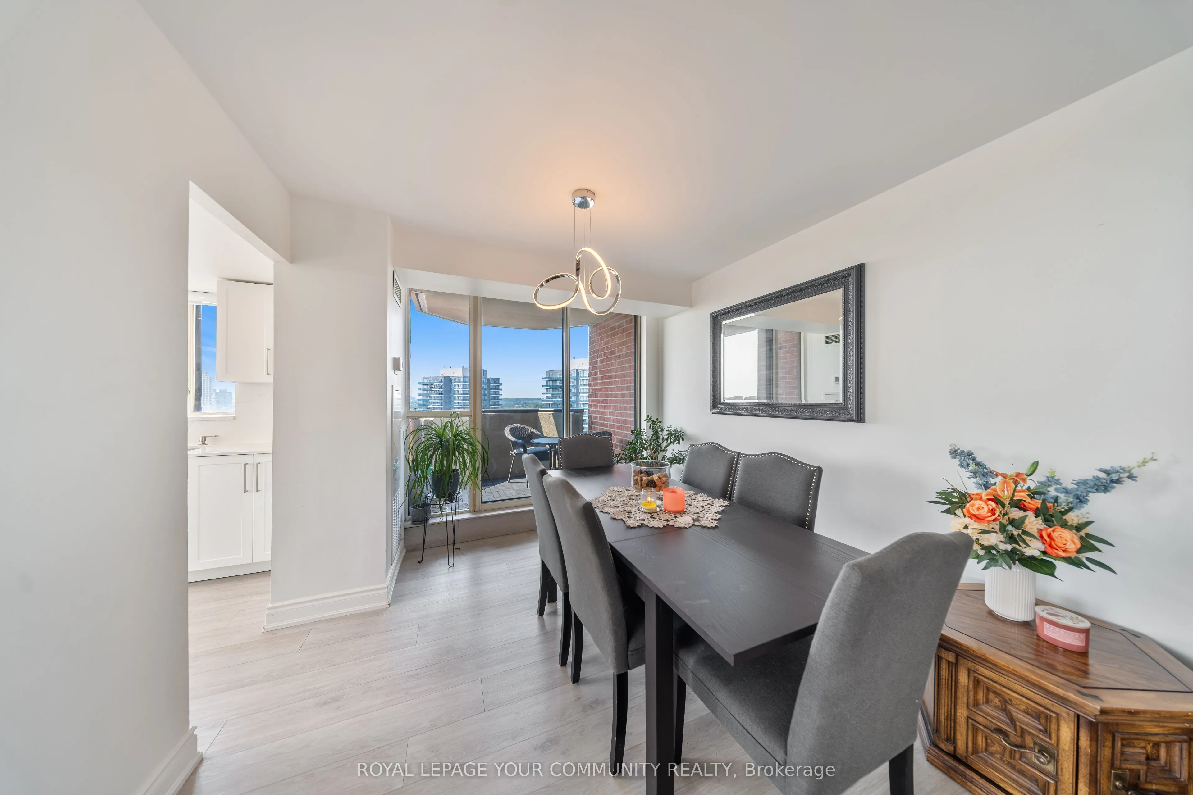 100 OBSERVATORY Lane, #1503