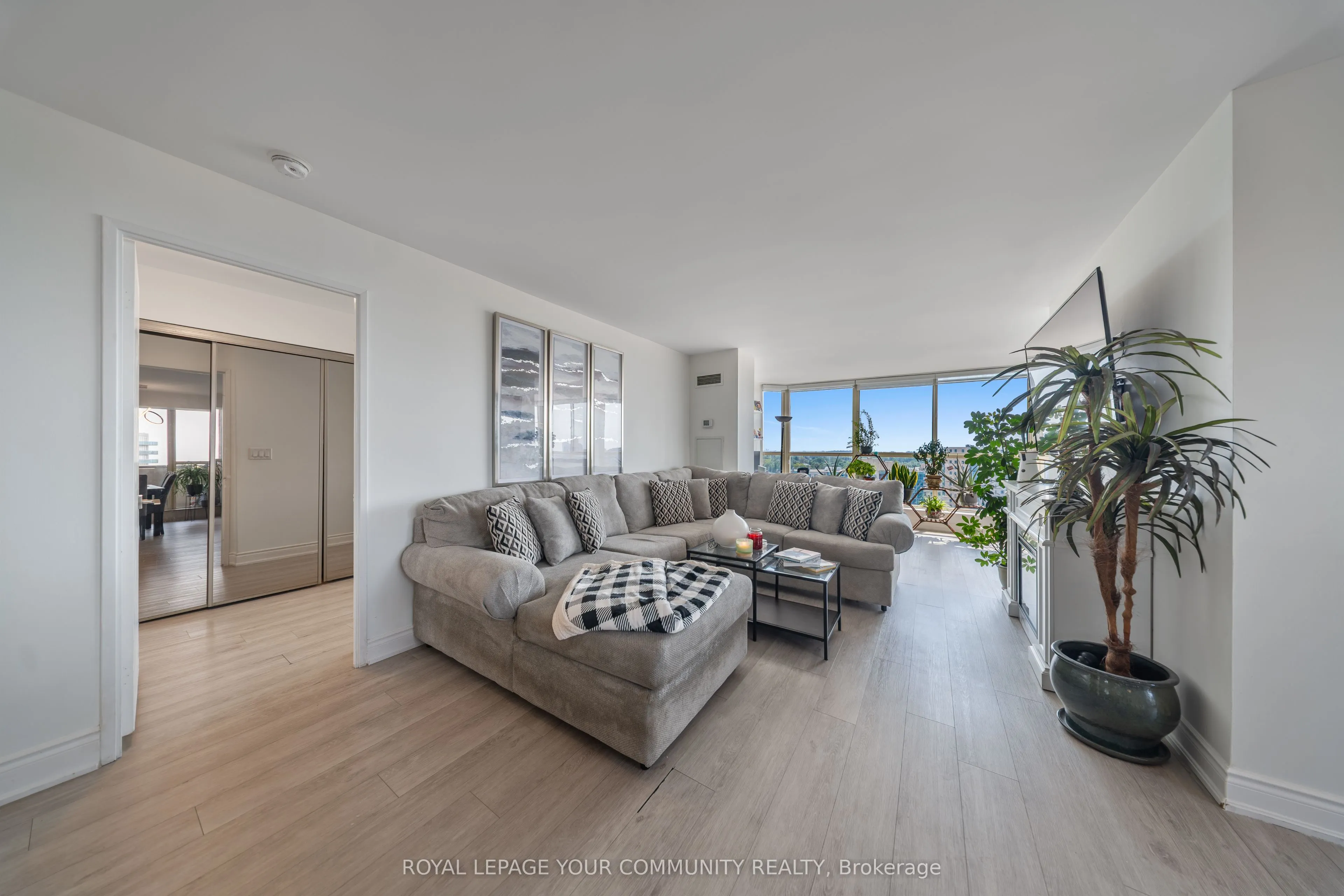 100 OBSERVATORY Lane, #1503
