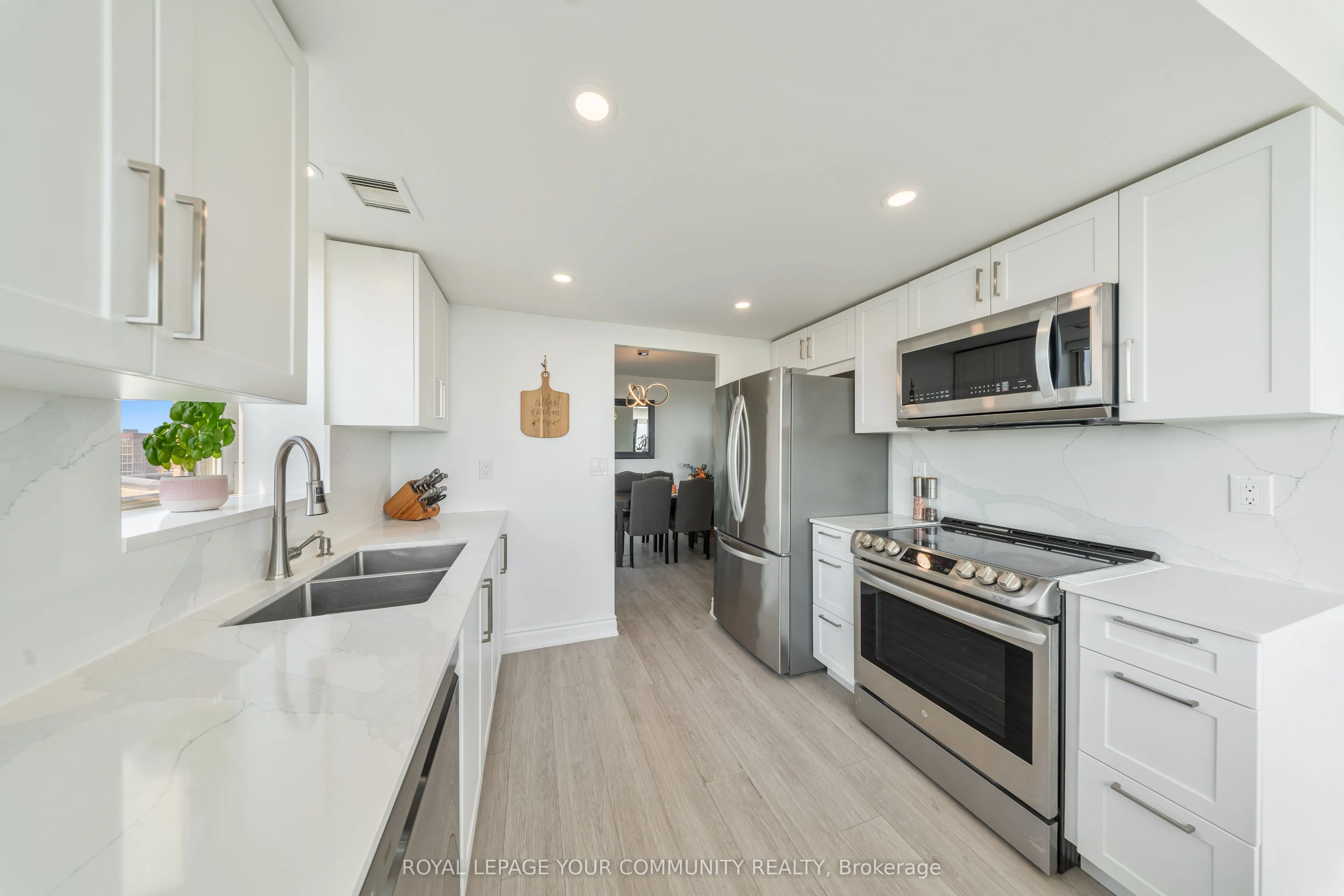 100 OBSERVATORY Lane, #1503