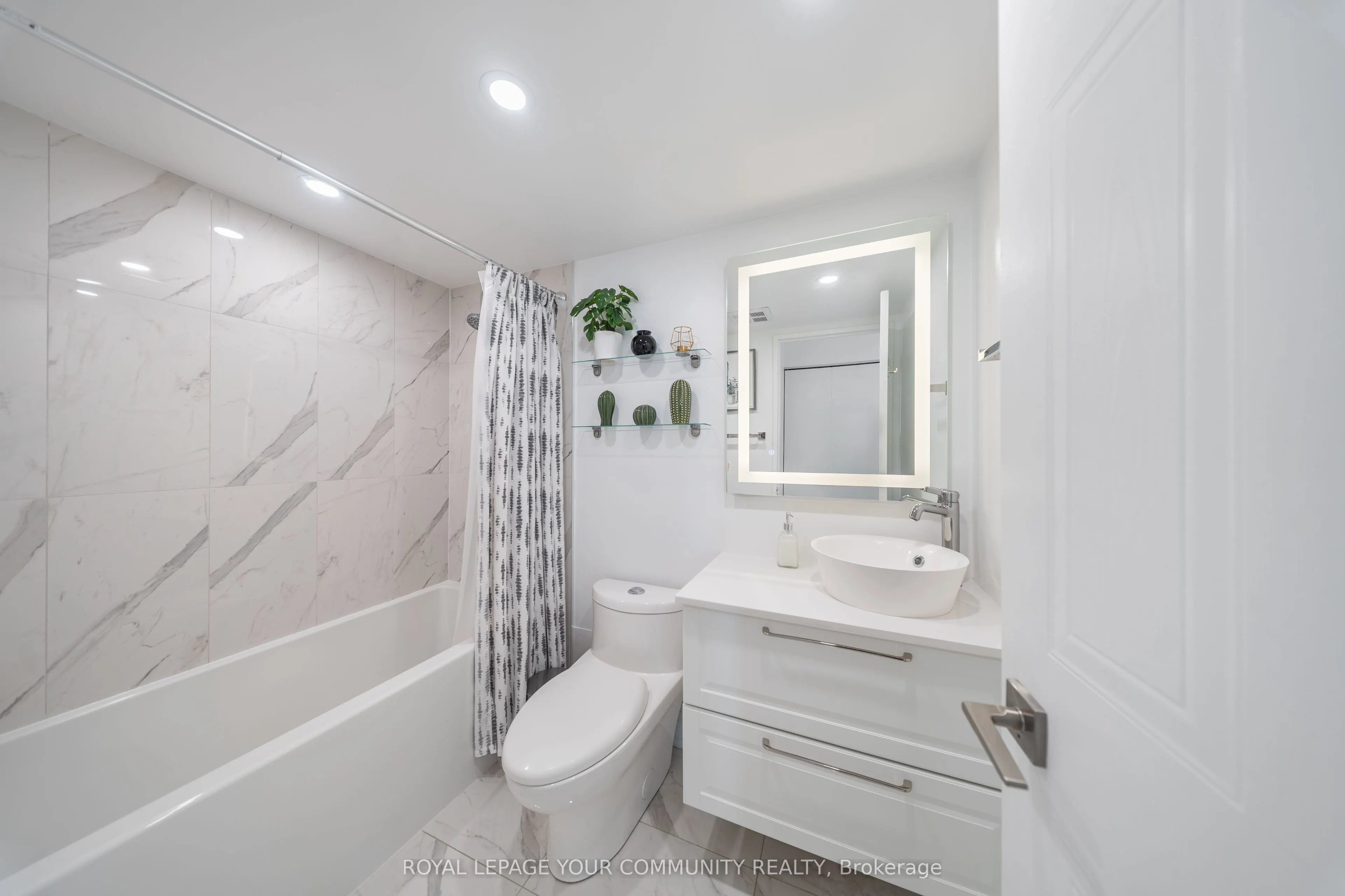 100 OBSERVATORY Lane, #1503