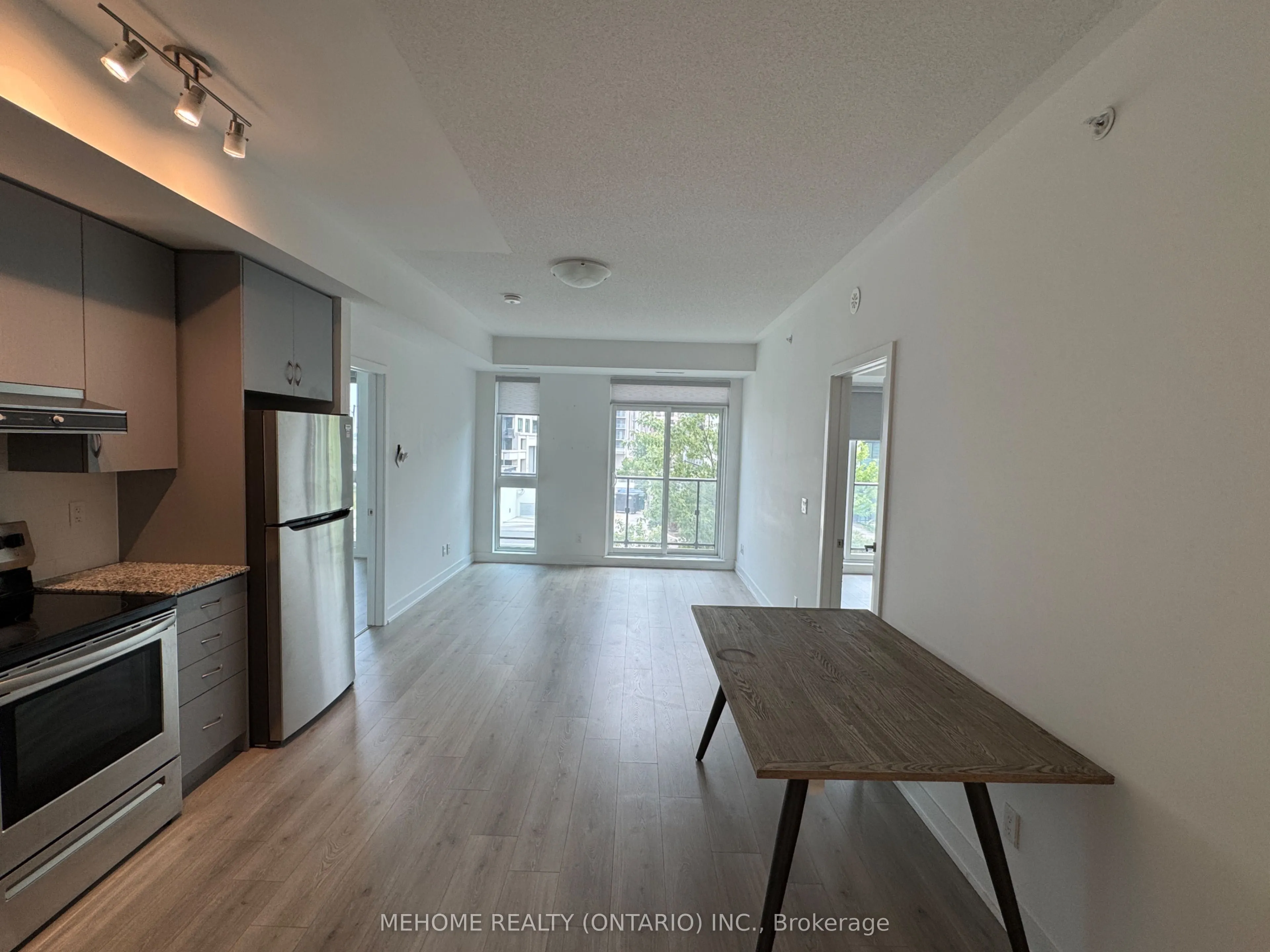 1709 Bur Oak Avenue, #207