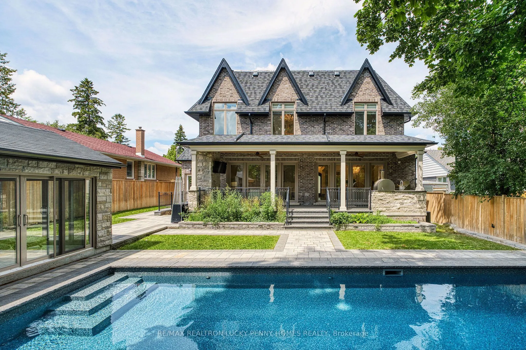 25 Talisman Crescent