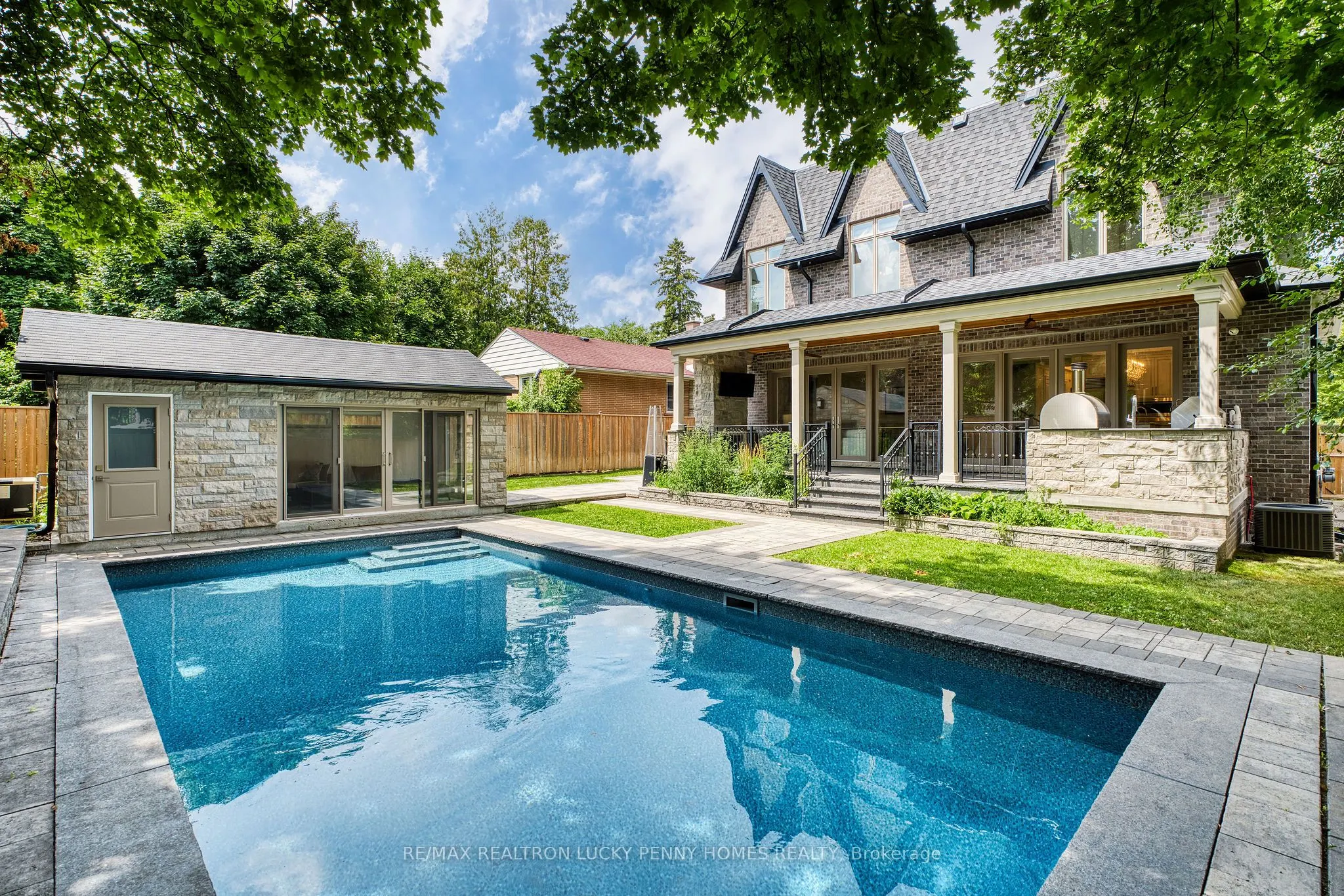 25 Talisman Crescent