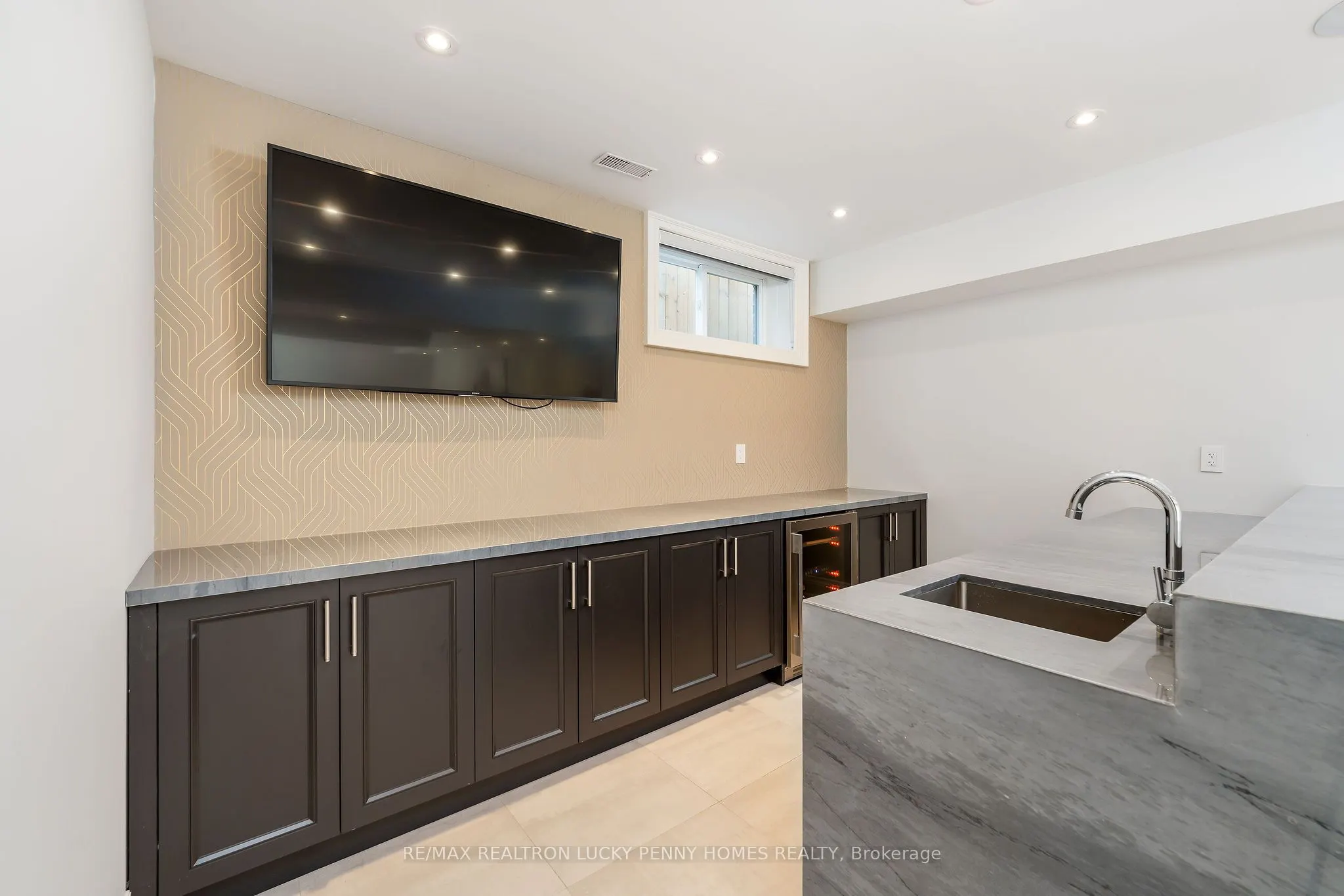 25 Talisman Crescent