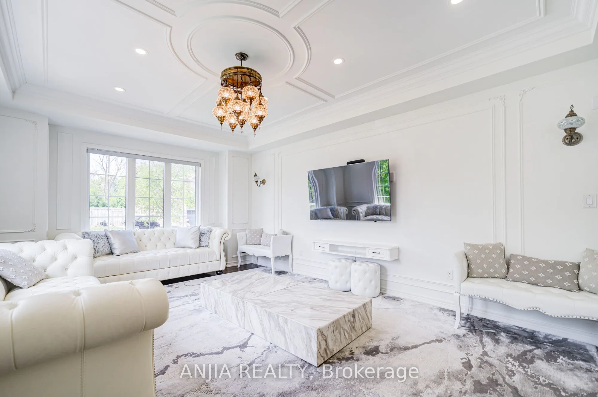 203 Richard Underhill Avenue