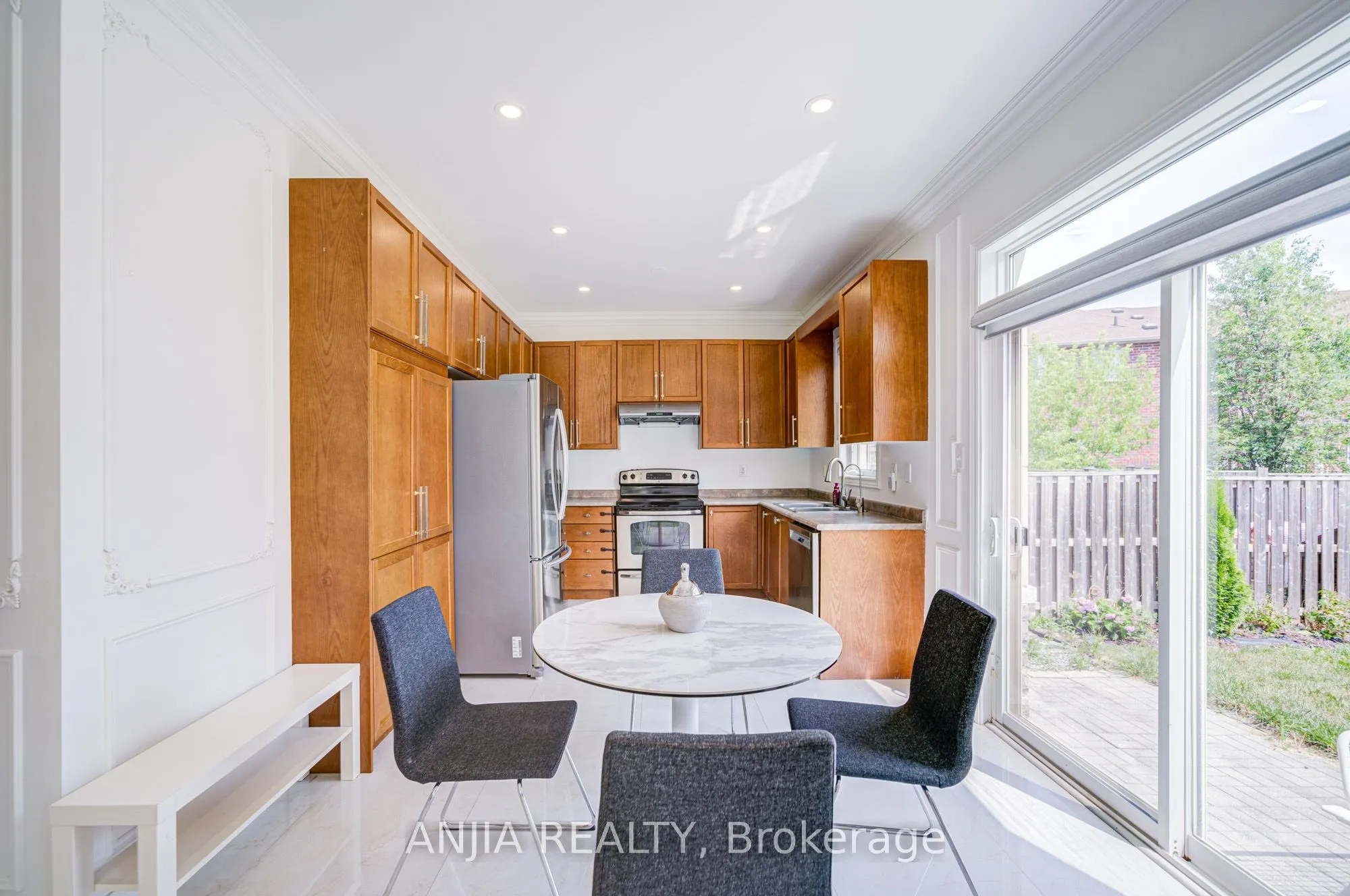 203 Richard Underhill Avenue