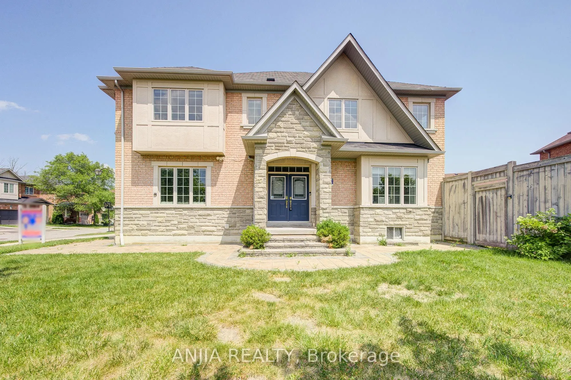 203 Richard Underhill Avenue