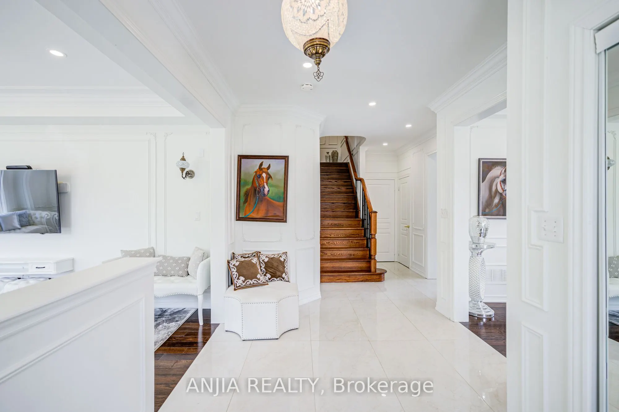 203 Richard Underhill Avenue