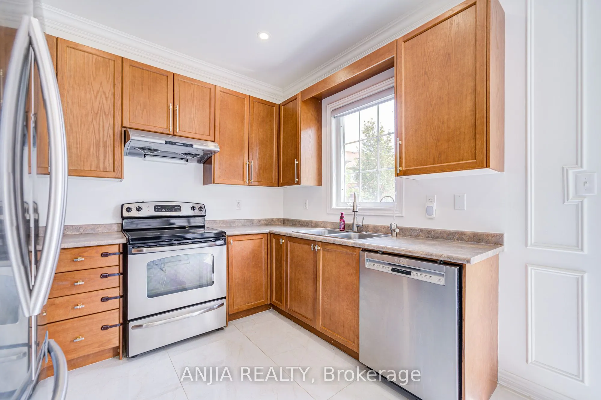 203 Richard Underhill Avenue